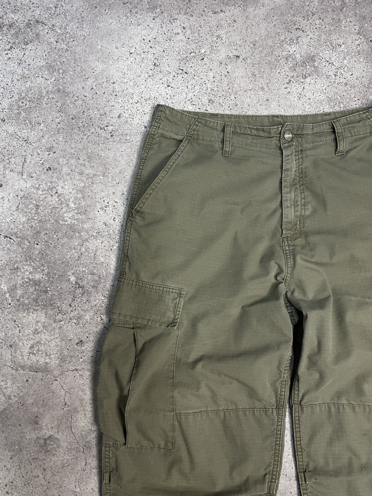 Vintage Carhartt Cargo Pants Jeans Y2K Style Baggy Fit
