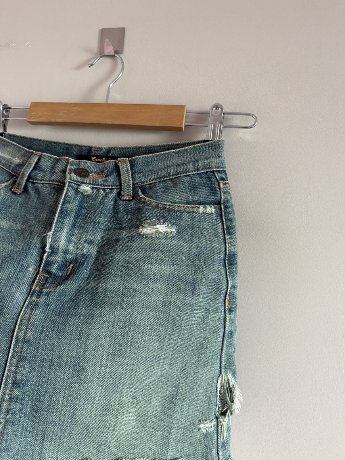 Vintage Distressed Denim Mini Skirt Y2K Size 26" / US 2 / IT 38 - 3 Thumbnail