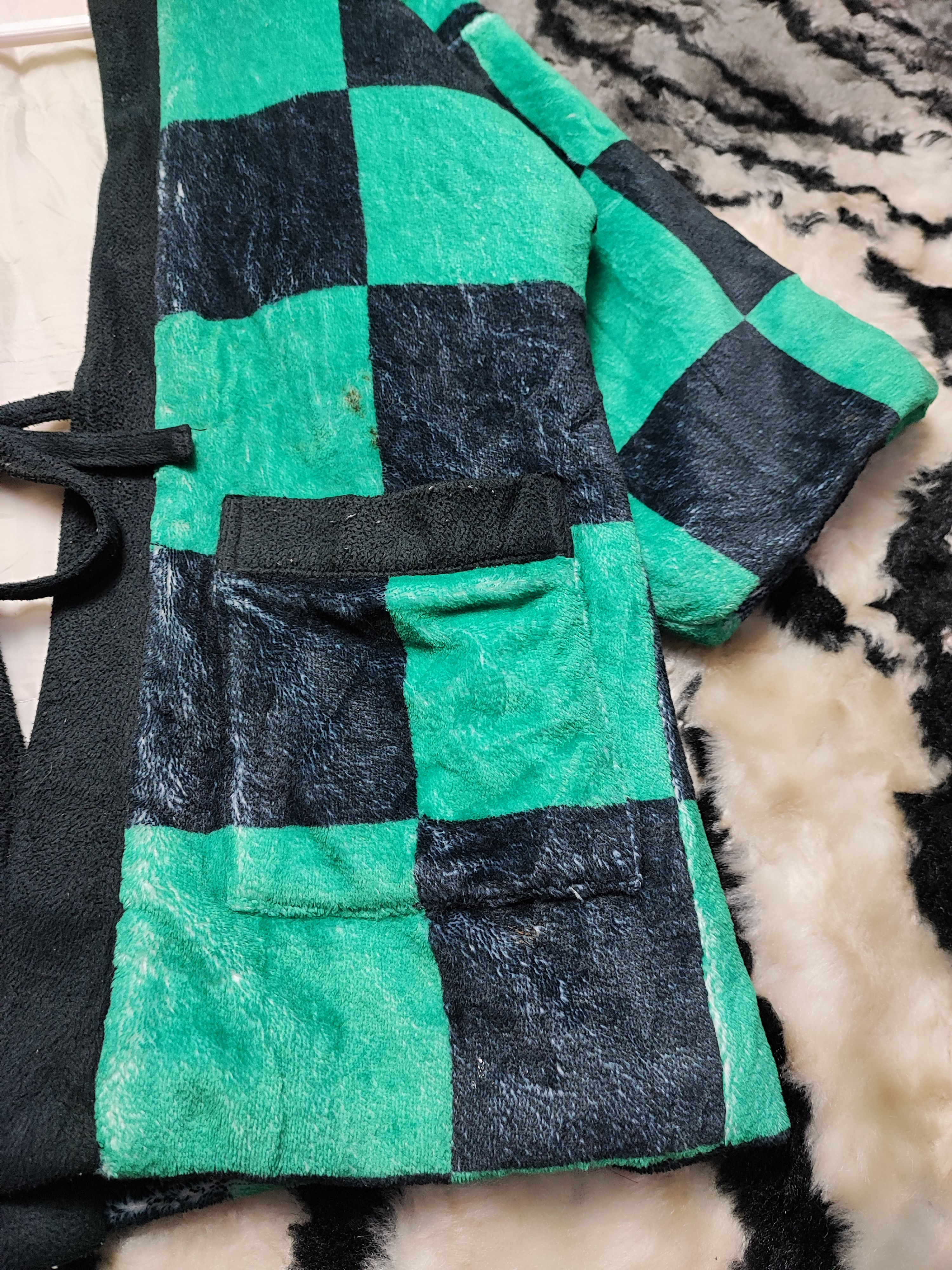 Anime DEMON SLAYER KIMONO ANIME COSPLAY Size US M / EU 48-50 / 2 - 4 Thumbnail