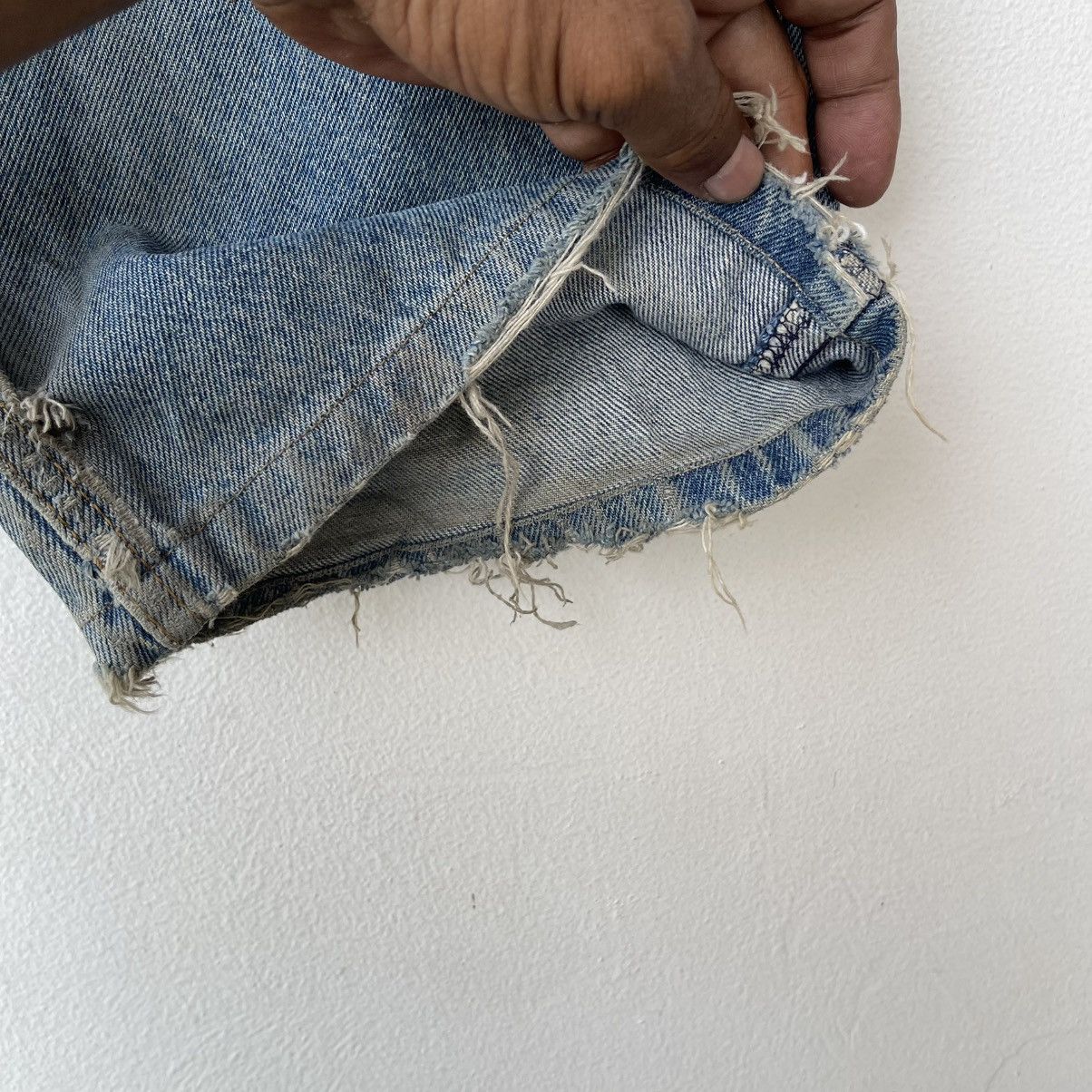 Levi's Vintage 90s Levi's 210 Orange Tab Denim Jeans Thrashed Size US 34 / EU 50 - 10 Thumbnail