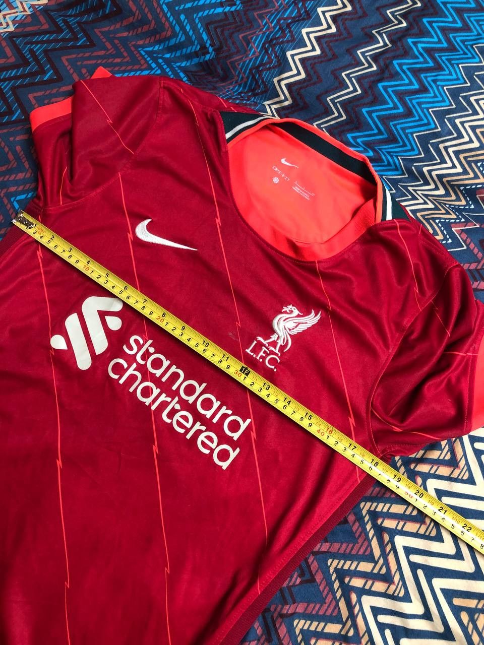 Nike T-Shirt Nike logo L.F.C. red Y2K Vintage Jerseys Size US S / EU 44-46 / 1 - 19 Thumbnail