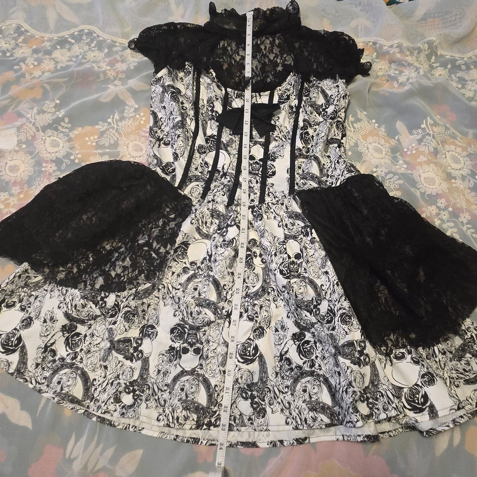 Scully H&R London Gothic Skull & Rose Lace Halter Mini Dress Size L / US 10 / IT 46 - 17 Thumbnail