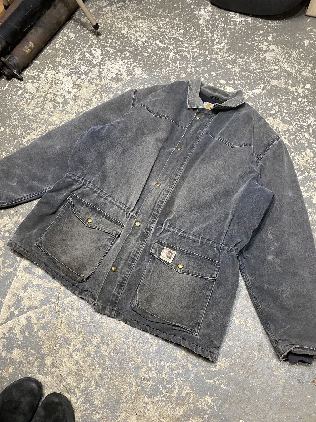 Carhartt × Vintage Vintage Carhartt Faded Chore Work Cape Jacket Size US XXL / EU 58 / 5 - 9 Thumbnail