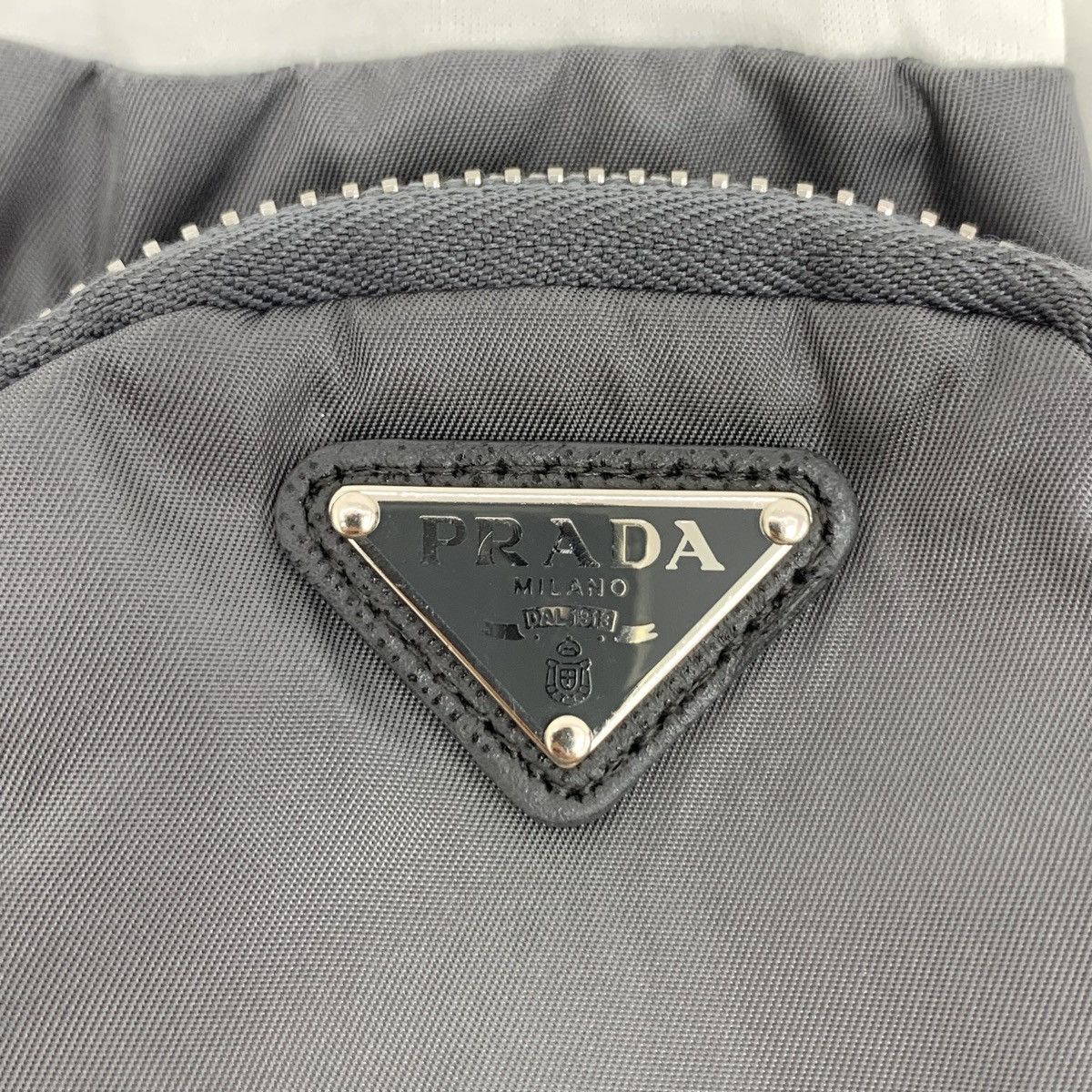 Prada Prada White Triangle Logo Pocket Short Sleeve T-shirt K26WX Size S / US 4 / IT 40 - 5 Thumbnail