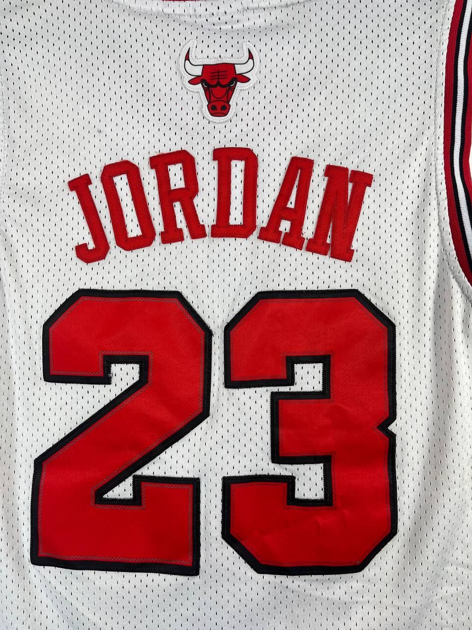 Nike Chicago Bulls 23 Michael Jordan Jersey Nike Team Size S Size US S / EU 44-46 / 1 - 7 Thumbnail
