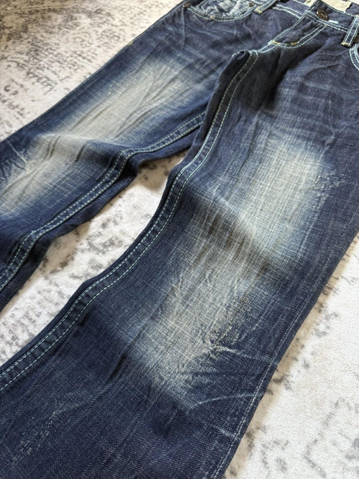 Fad Three × Japanese Brand × Le Grande Bleu (L.G.B.) Yoshitomo Lolita Muddy Wash Wrinkle Texture Flared Jeans Size US 28 / EU 44 - 5 Thumbnail