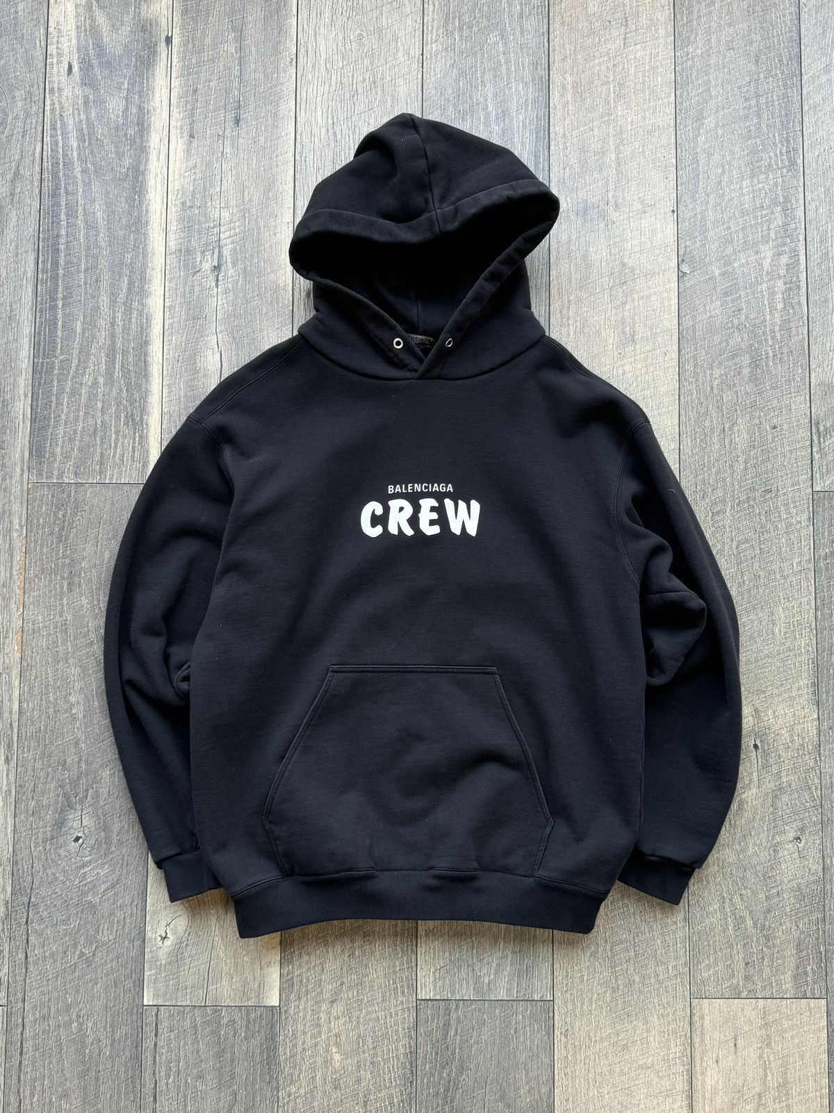 Balenciaga Balenciaga Crew Logo Spellout Black Hoodie | Grailed