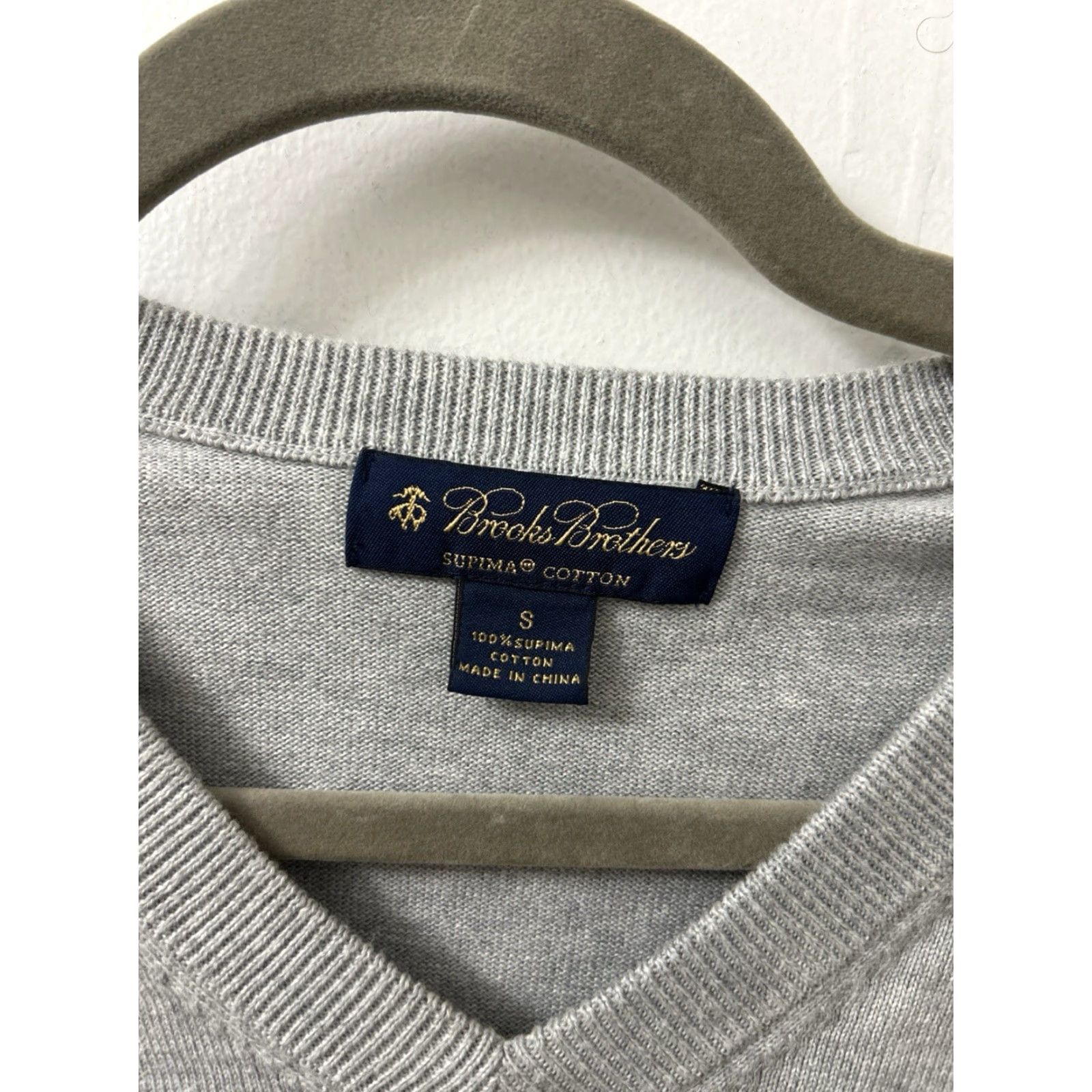 Brooks Brothers Brooks Brothers Sweater Mens Small Gray V-Neck Pullover 100% Supima Cotton L/S Regular Fit Size US S / EU 44-46 / 1 - 5 Thumbnail