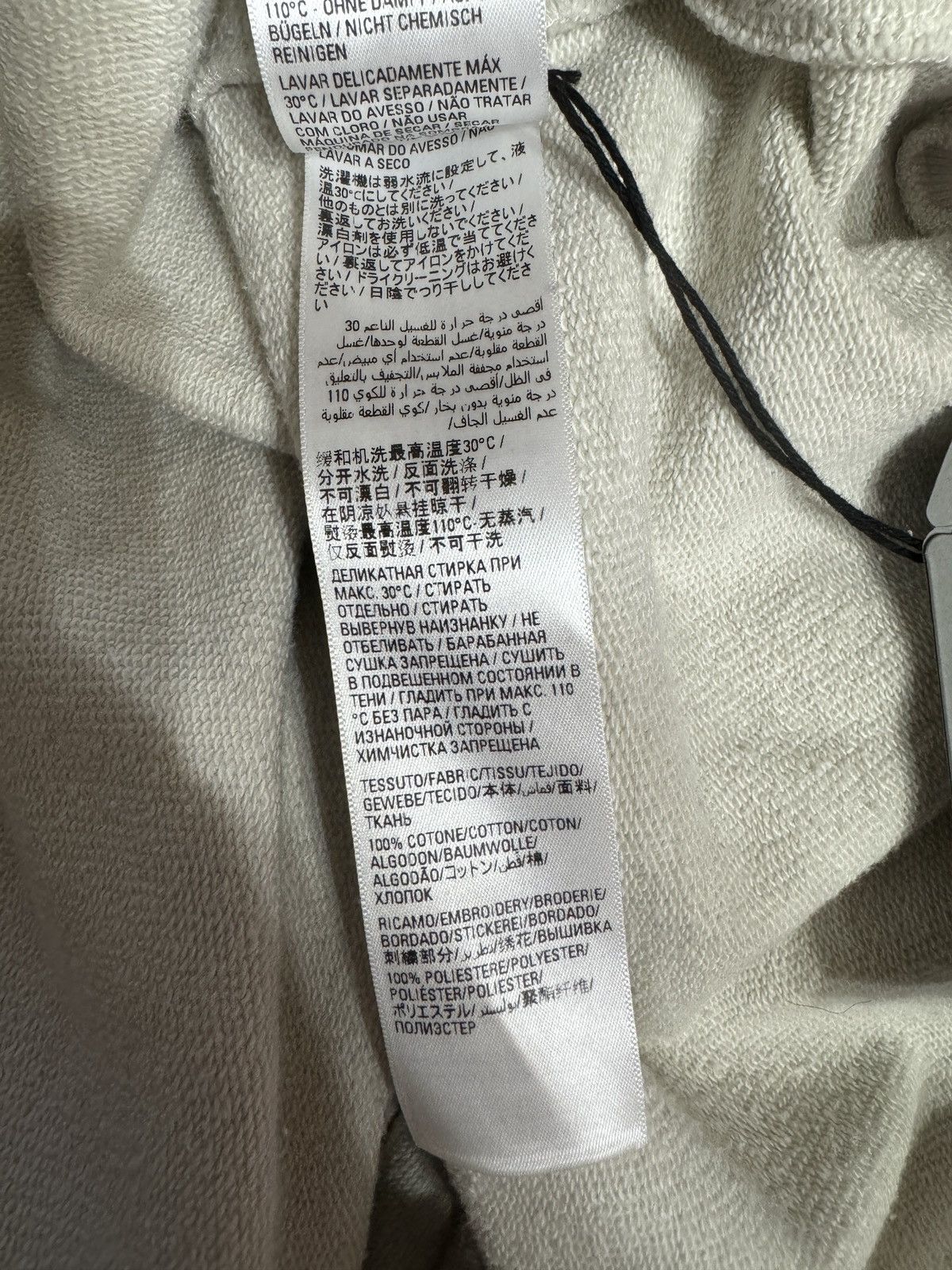 Balenciaga Balenciaga AW22 Be Different Hoodie Sz.3 Size US L / EU 52-54 / 3 - 9 Thumbnail