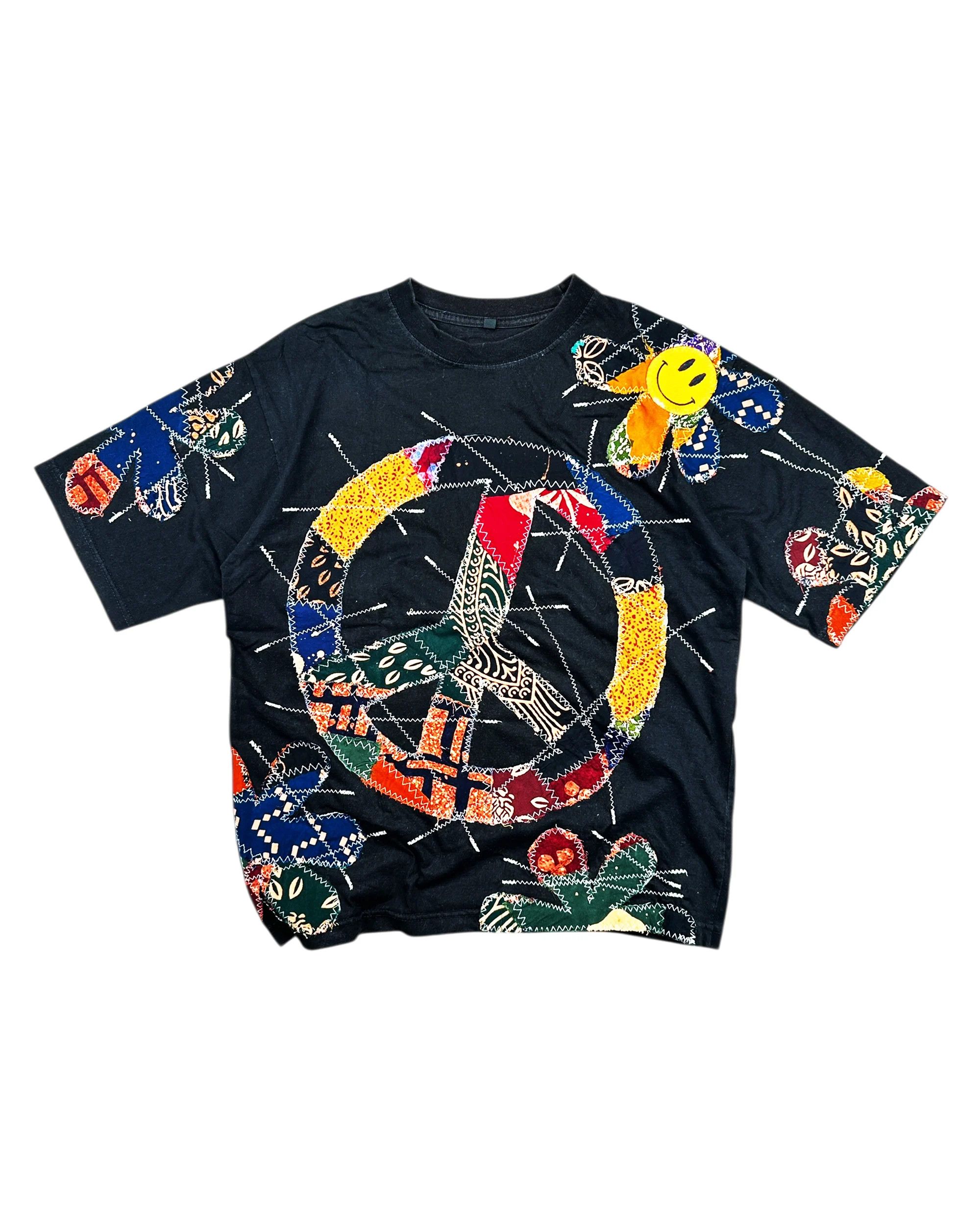 Japanese Brand Re-worked 1 of 1 Peace Bloom Batik Patchworks T-shirt Size M Size US M / EU 48-50 / 2 - 1 Thumbnail