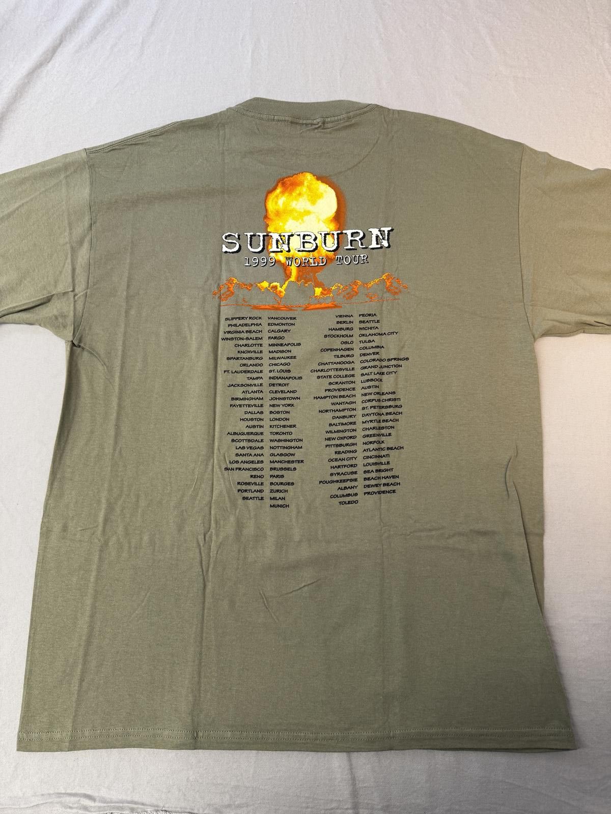 Designer VTG Fuel Band T-shirt - Sunburn Tour 1999 Tee Album- XL Size US L / EU 52-54 / 3 - 7 Thumbnail