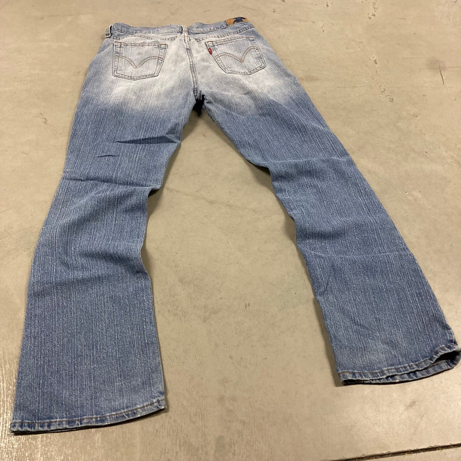 Levi's Levi’s low rise bootcut jeans 30x31 Size 28" / US 6 / IT 42 - 2 Thumbnail