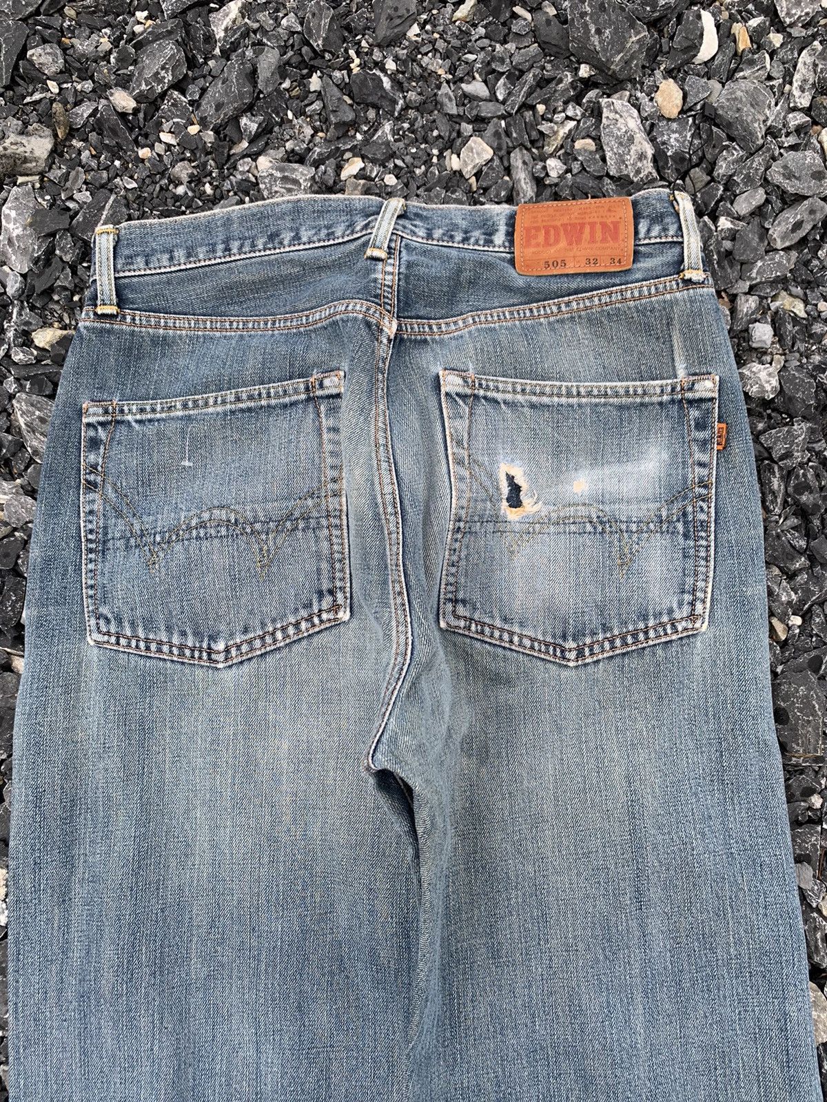 Edwin VINTAGE EDWIN 505 SELVEDGE RUSTY DISTRESSED JAPANESE DENIM Size US 31 - 9 Thumbnail
