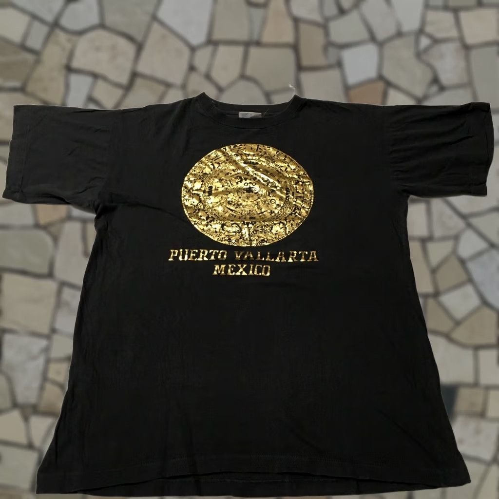 Vintage VTG Puerto Vallarta Men's T-Shirt large Single Stitch Aztec Calendar Graphic Shirt Mens L Black Aztec 80s 90s Beach Tribal Vintage Size US L / EU 52-54 / 3 - 1 Thumbnail