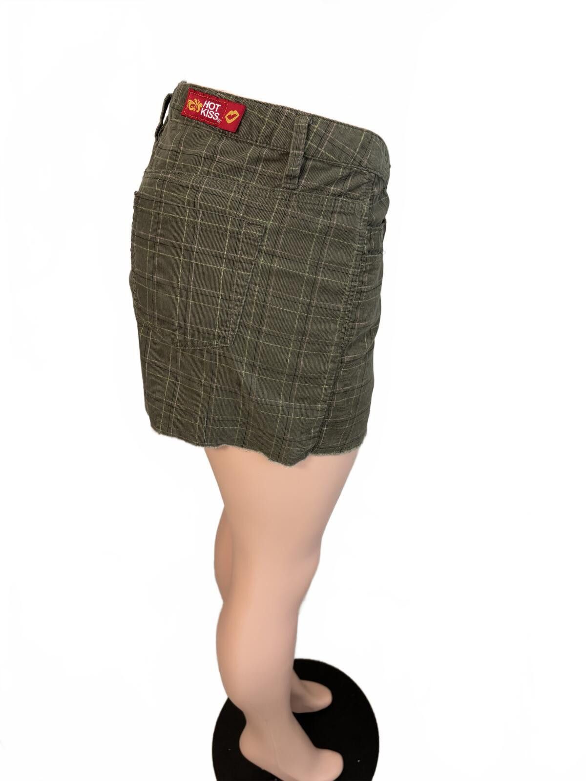 Other Hot Kiss Mini Skirt Y2k Grunge Low Rise Edgy Indie Baddie. 6 Size 28" / US 6 / IT 42 - 6 Thumbnail