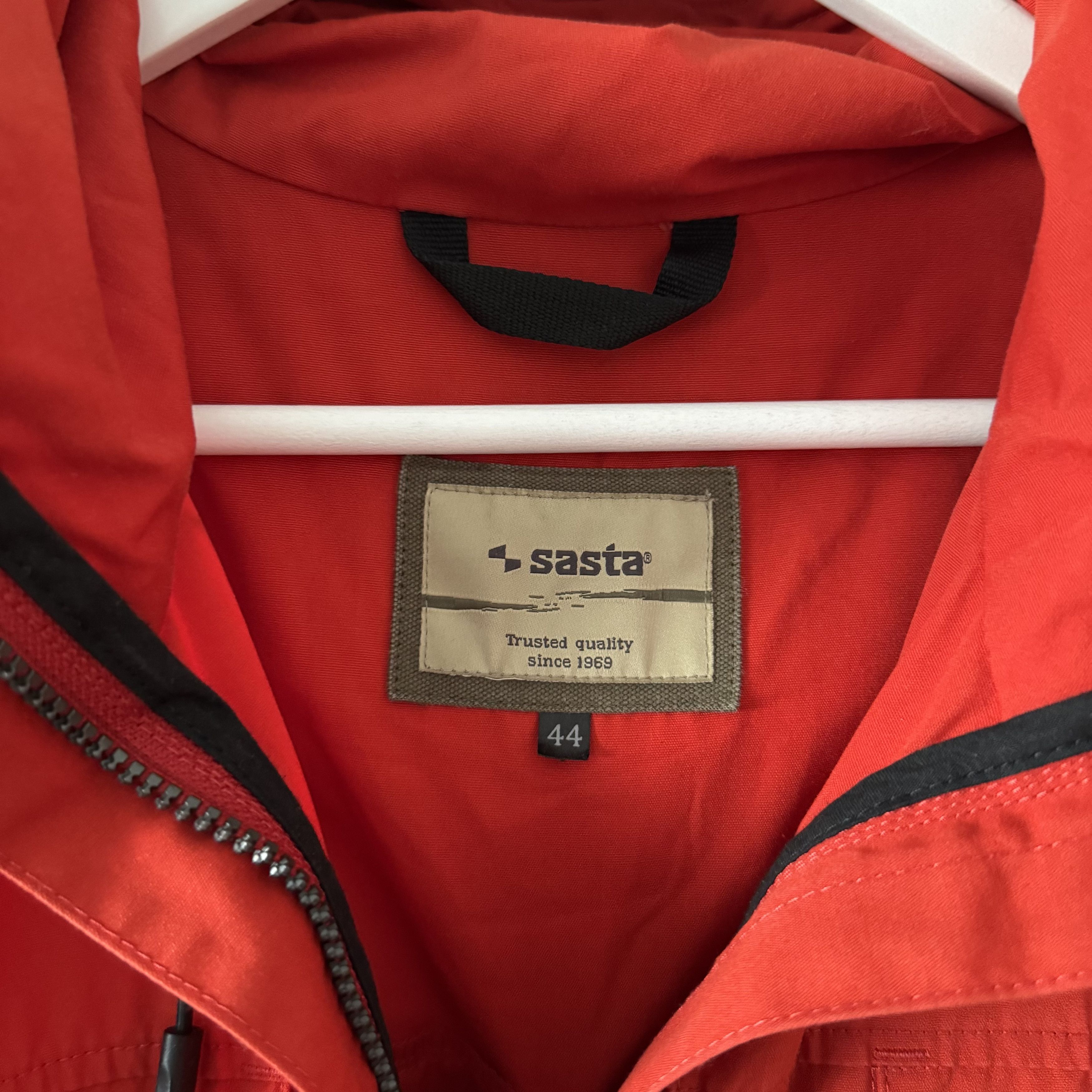 Arc'teryx Women's Sasta Sweden Outdoor Red/Orange Hooded Jacket Size M / US 6-8 / IT 42-44 - 19 Thumbnail