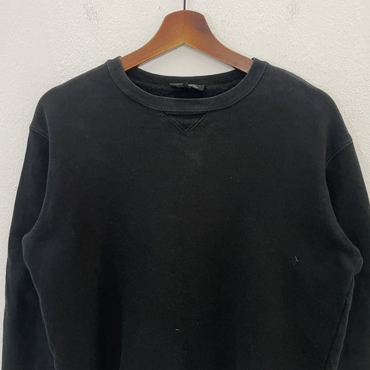 A.P.C. Vintage A.P.C Crewneck Plain Sweatshirt Size L / US 10 / IT 46 - 4 Thumbnail