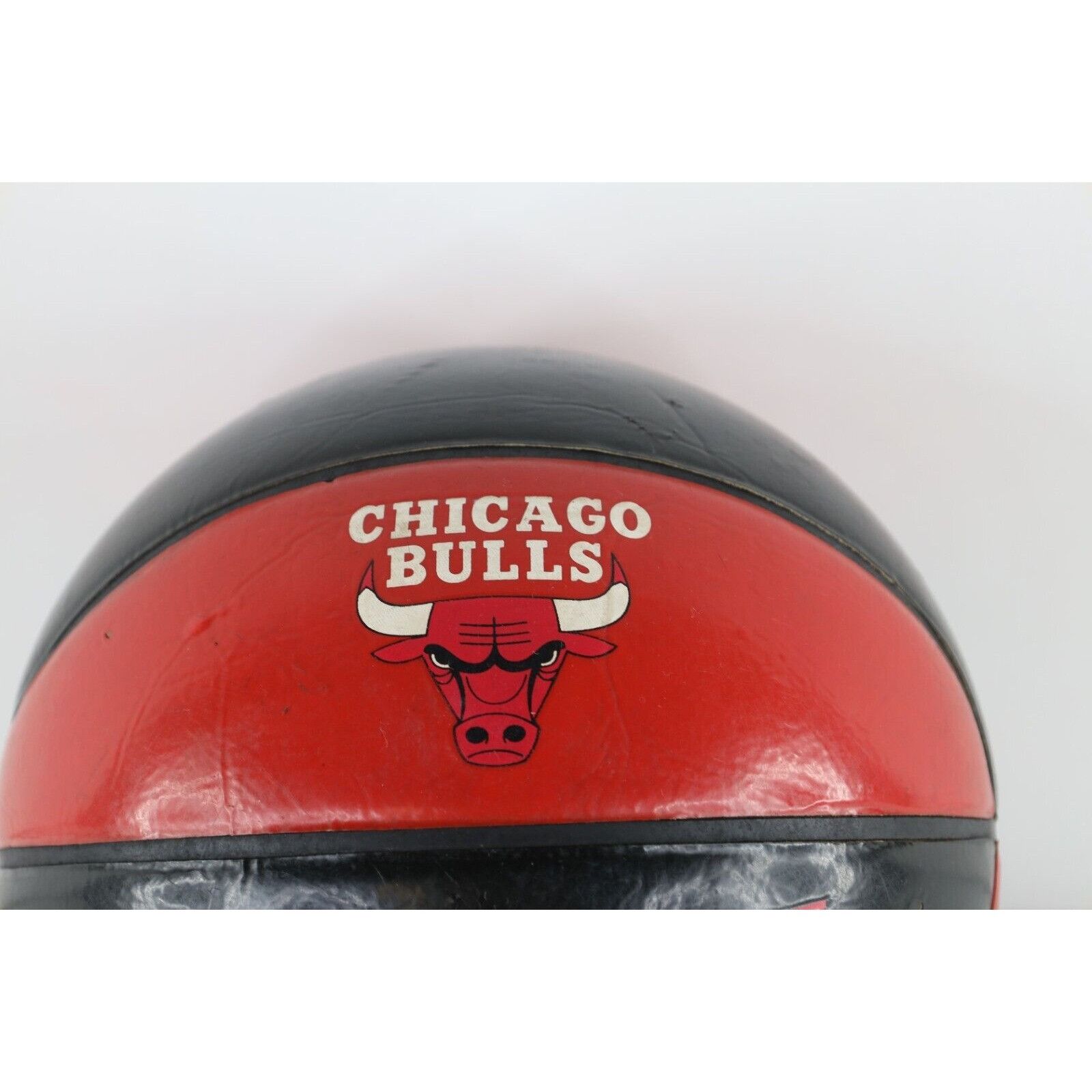 NBA × Vintage Vintage 90s Distressed Spell Out Chicago Bulls Basketball Size ONE SIZE - 3 Thumbnail