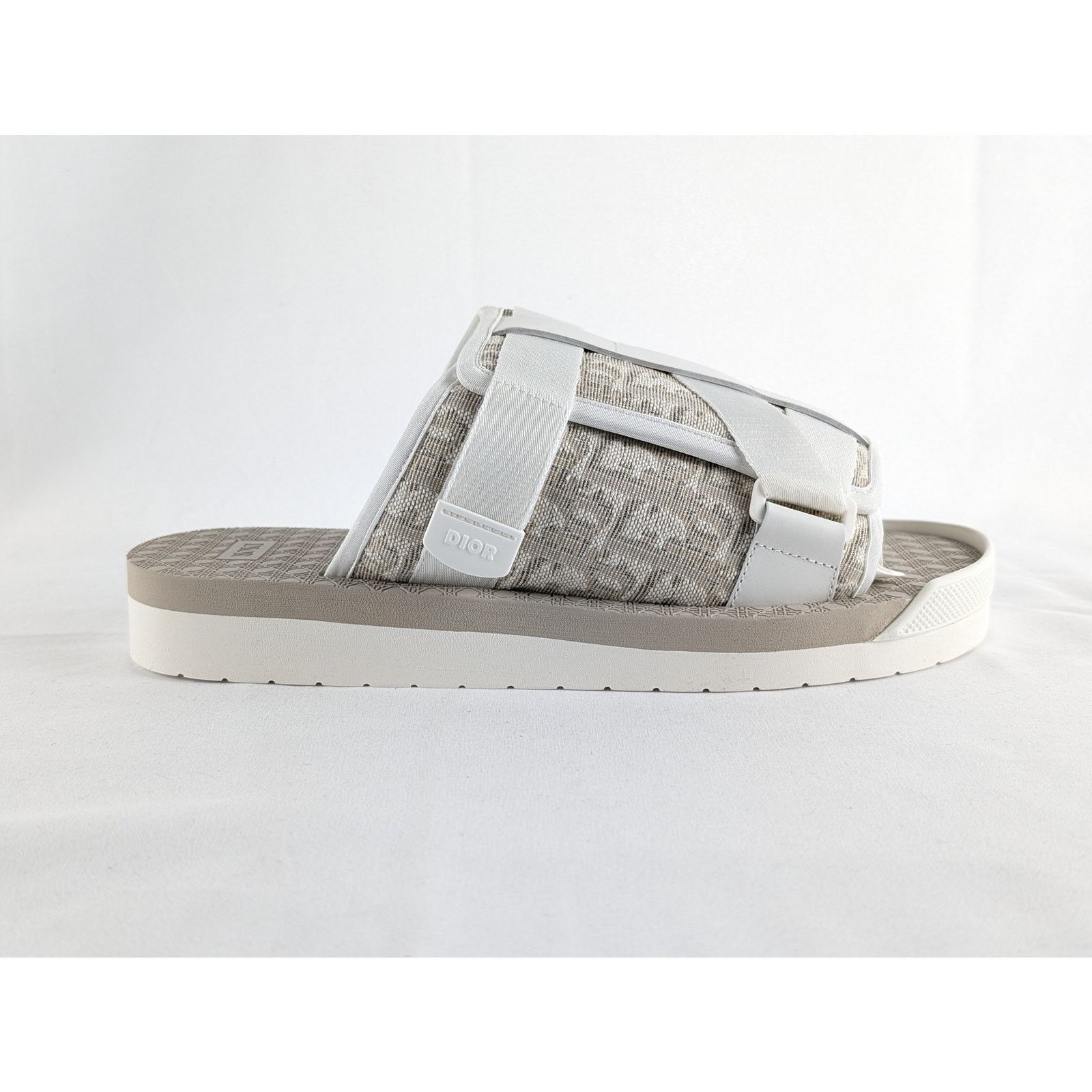 Dior o1rshd1 Sandal M-Alpha Sandal in Beige/White Size US 7 / EU 40 - 2 Thumbnail