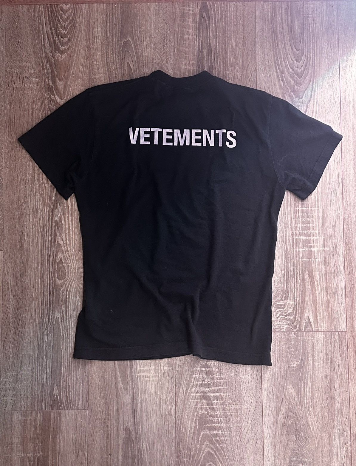 Vetements Vetements fw18 staff t shirt Size US XS / EU 42 / 0 - 2 Thumbnail
