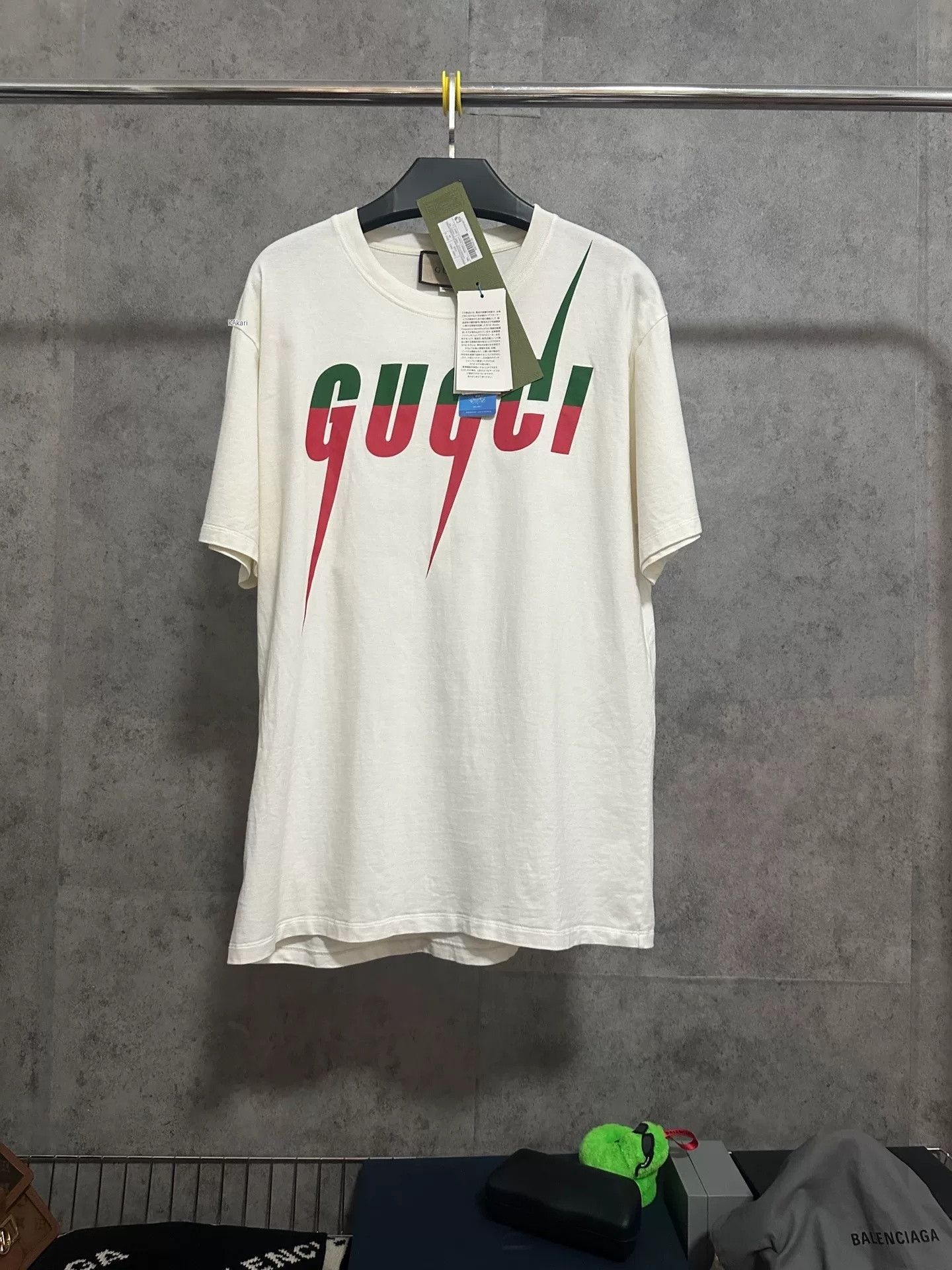 Gucci Gucci Lightning Short-Sleeve T-Shirt Size US L / EU 52-54 / 3 - 1 Thumbnail