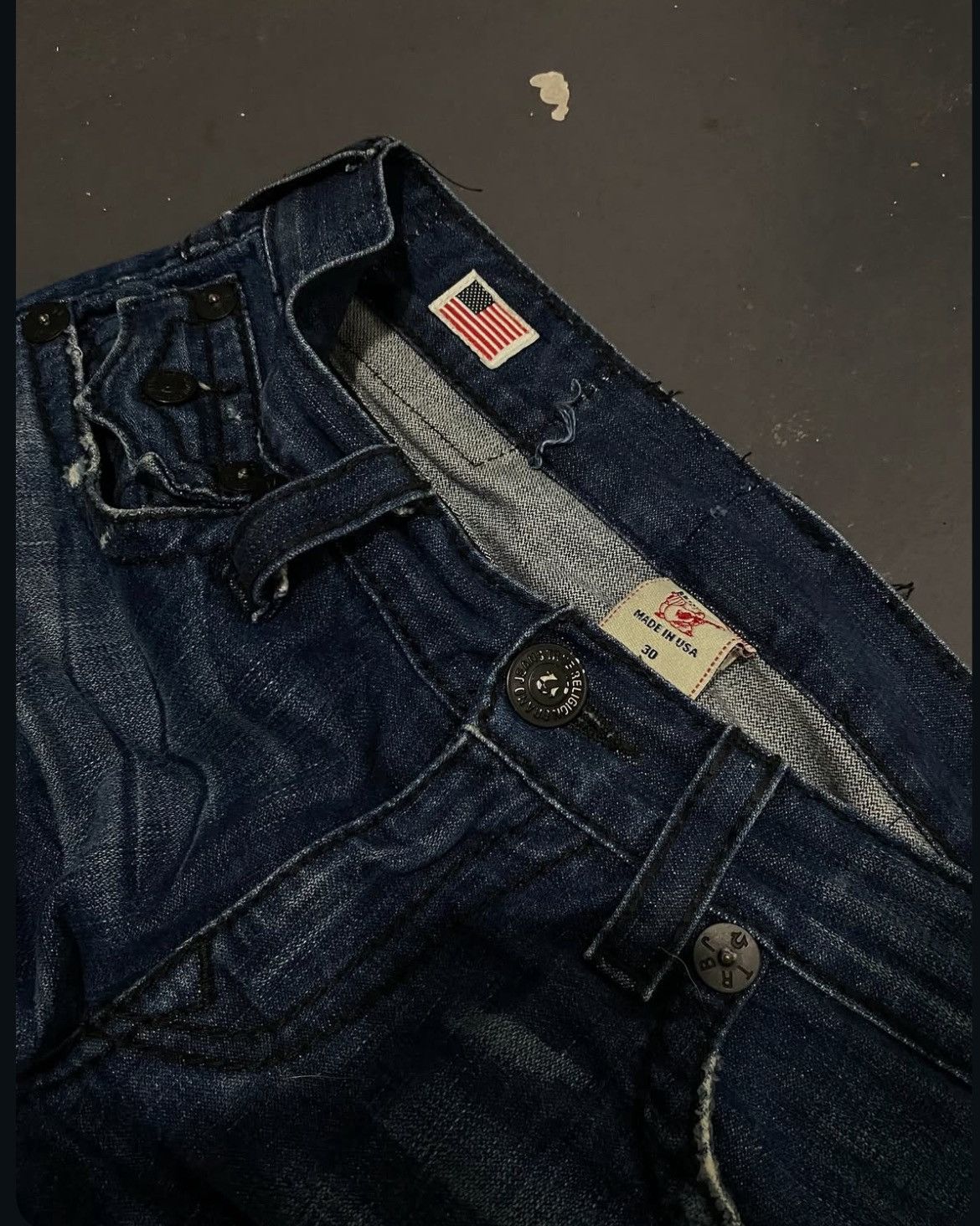 True Religion True Religion ‘Ricky Big T’ Size US 30 / EU 46 - 4 Thumbnail