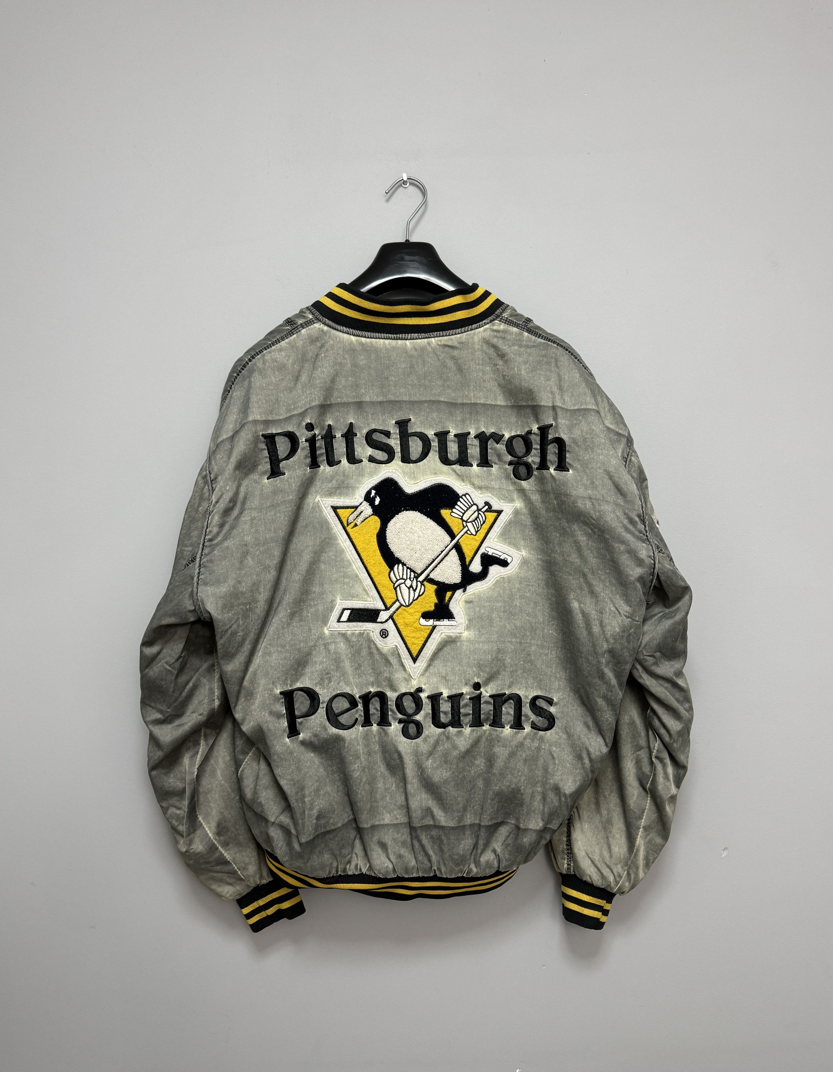NFL Campri NHL Pittsburgh Penguins Bomber Jacket Big Logo Size L Size US L / EU 52-54 / 3 - 13 Thumbnail