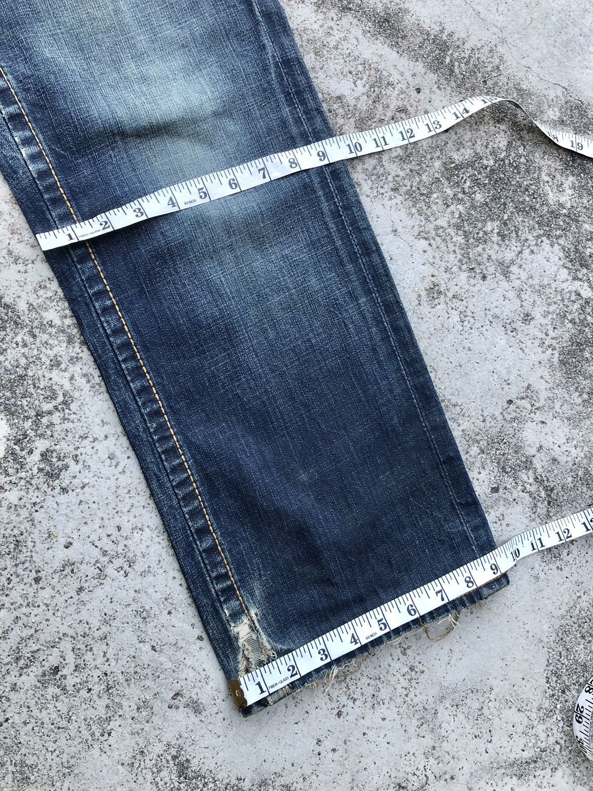 True Religion TRUE RELIGION WASHED BLUE DENIM Size US 31 - 15 Thumbnail
