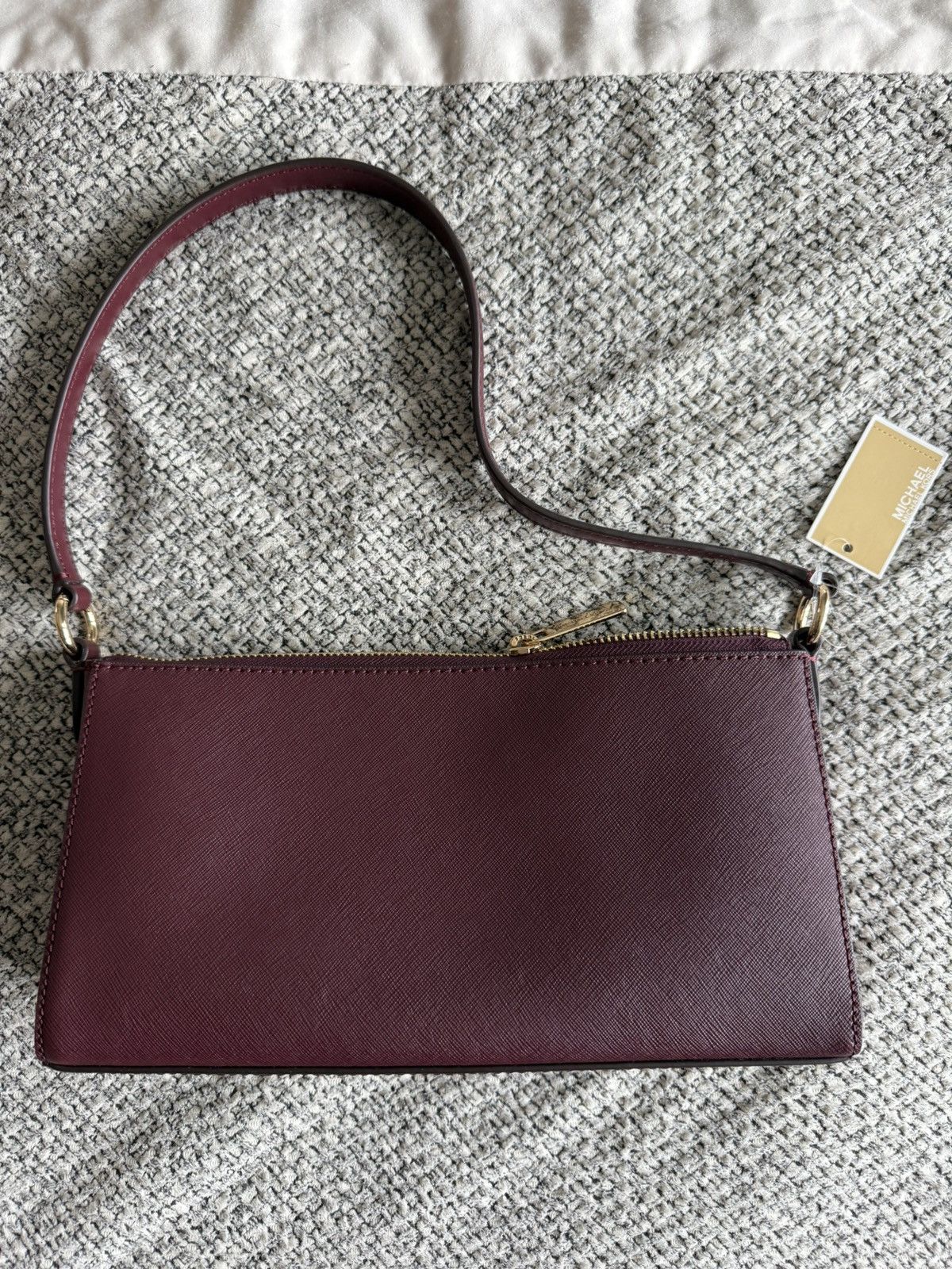 Michael Kors Michael Kors Vincent MD Pouchette Bag Size ONE SIZE - 2 Thumbnail