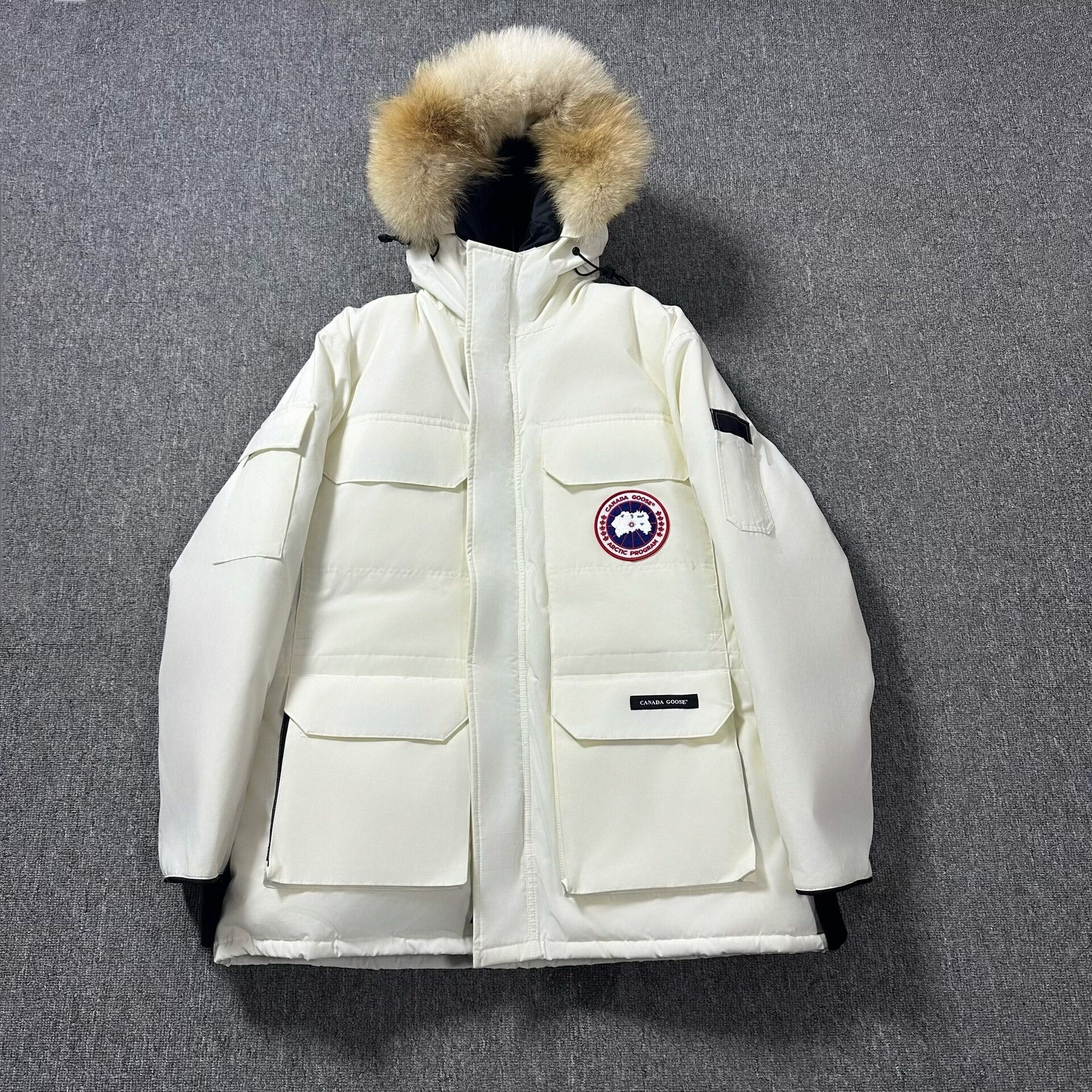 Canada Goose canada goose expedition fusion fit long parka Size US L / EU 52-54 / 3 - 1 Thumbnail