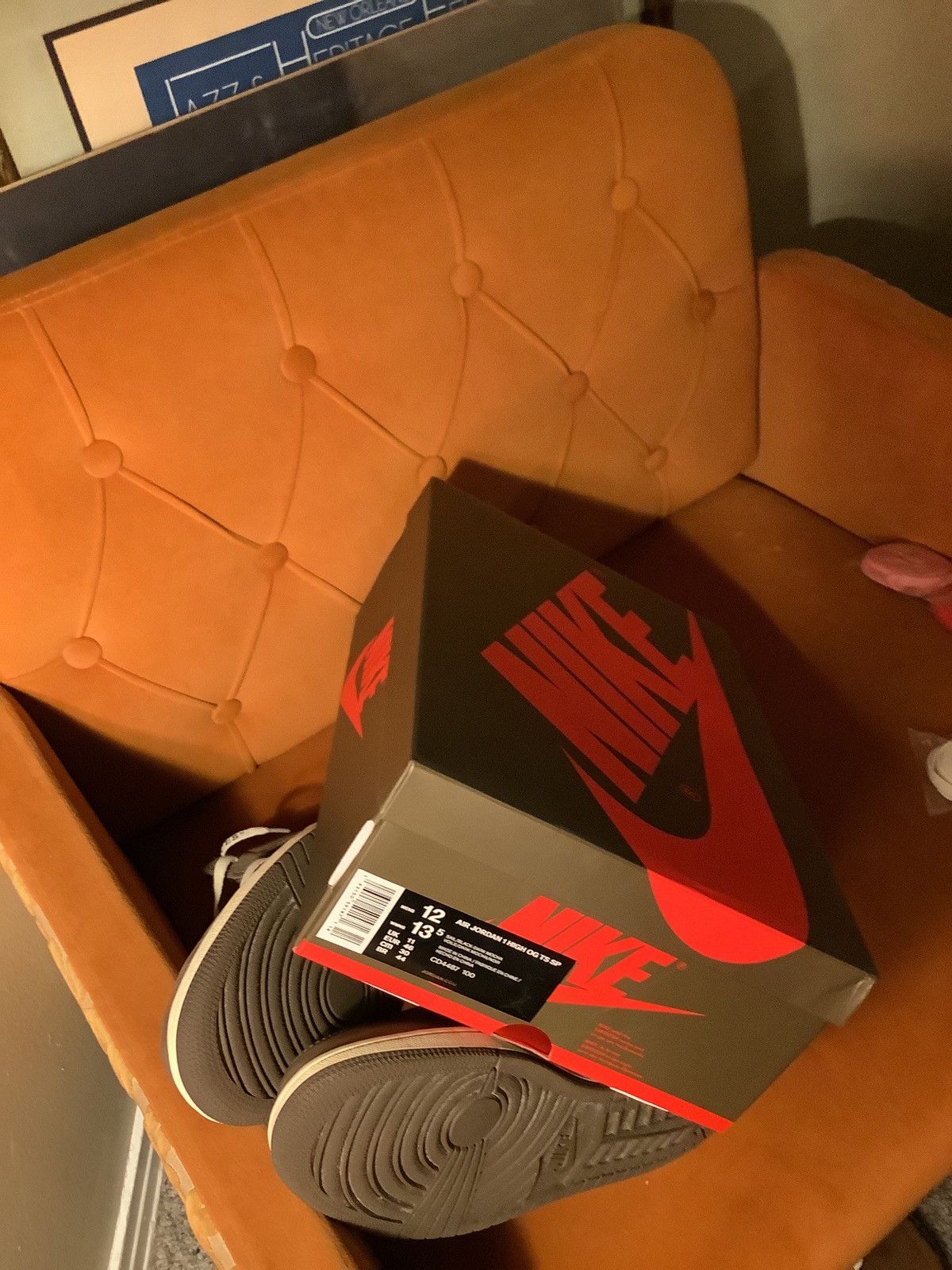 Jordan Brand Travis scott retro OG mocha high Size US 12 / EU 45 - 5 Thumbnail