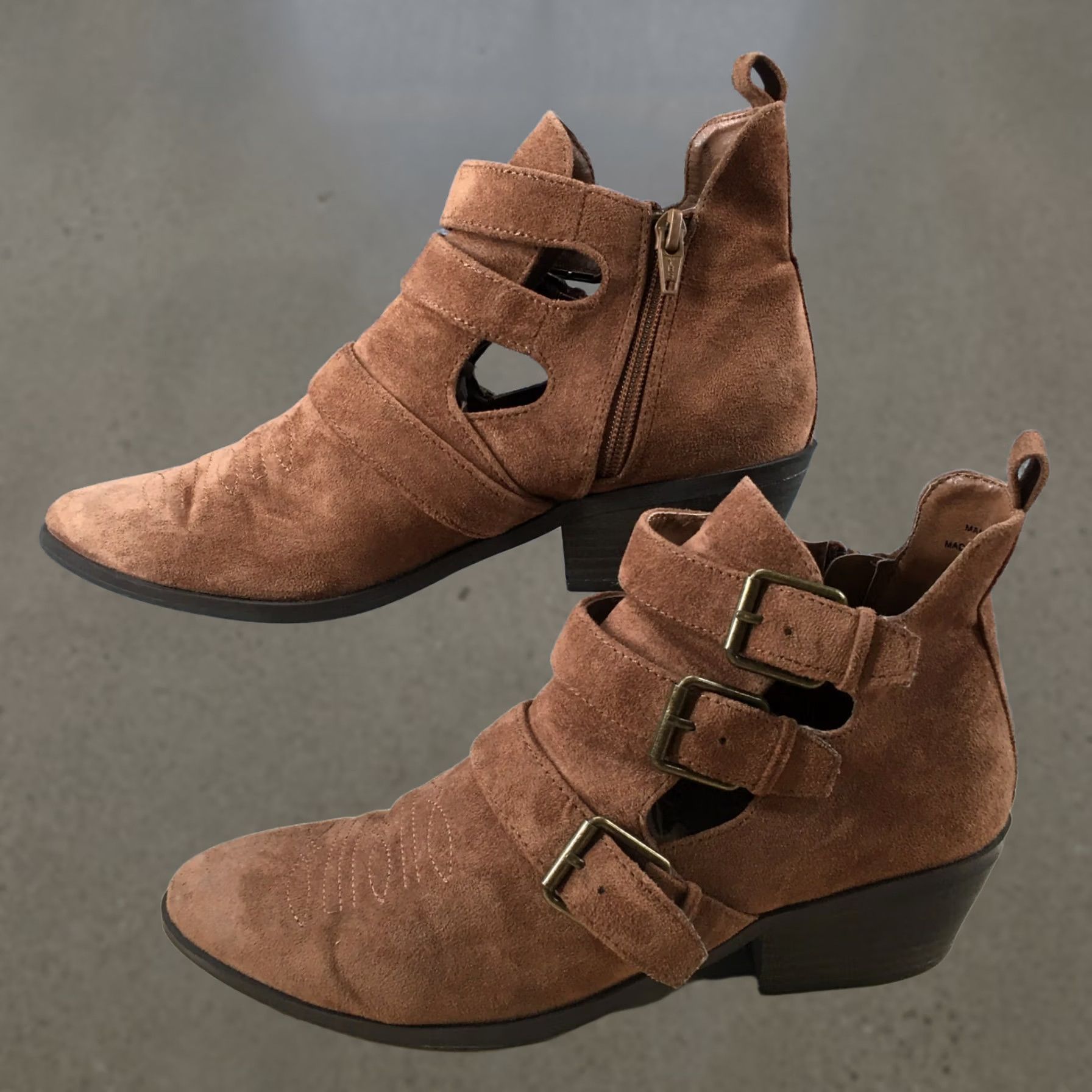 Vintage Universal Thread Boots Womens 9 Ankle Bootie Brown Suede Side Zip Triple Buckle Boots Size US 9 / IT 39 - 1 Thumbnail