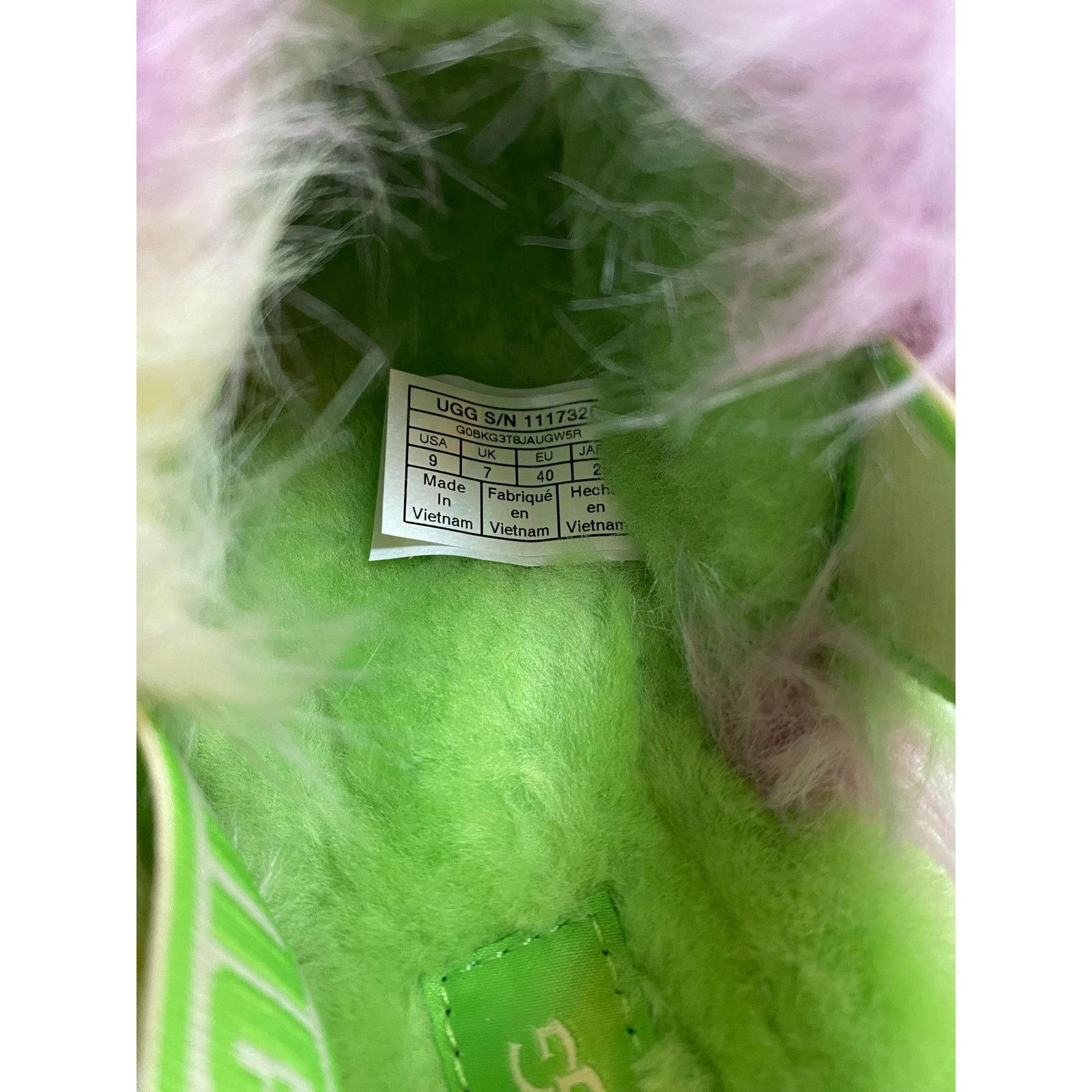Ugg UGG Fluff Yeah Slides 9W Green NWT Size US 9 / IT 39 - 8 Thumbnail