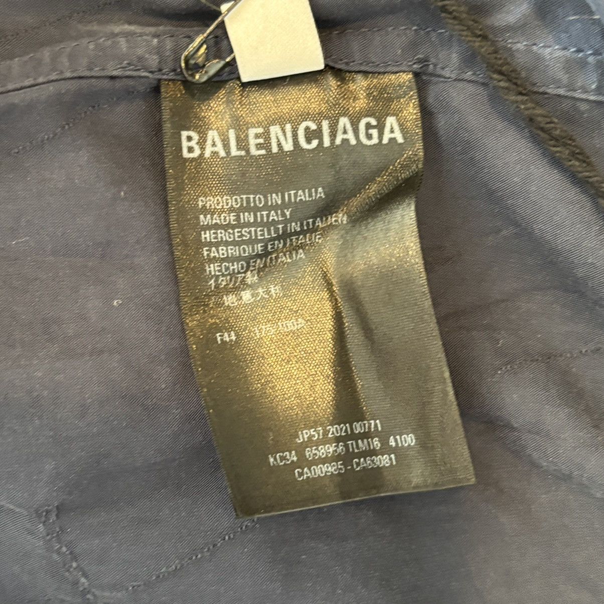 Balenciaga Balenciaga Button up Shirt Size XL Size US XL / EU 56 / 4 - 7 Thumbnail