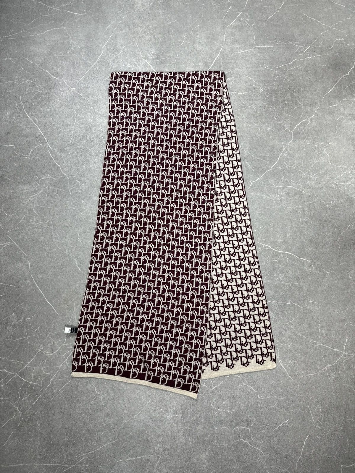 Dior Christian Dior Reversible Vintage Scarf White Red Size ONE SIZE - 1 Thumbnail