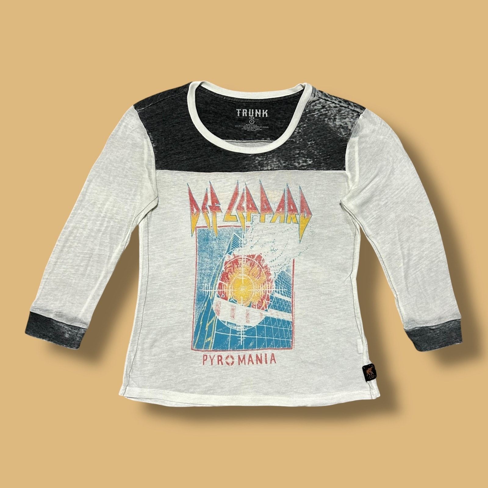 Trunk Ltd Trunk LTD Def Leppard Shirt Pyromania 1983 Tour Tee Small Size S / US 4 / IT 40 - 1 Thumbnail