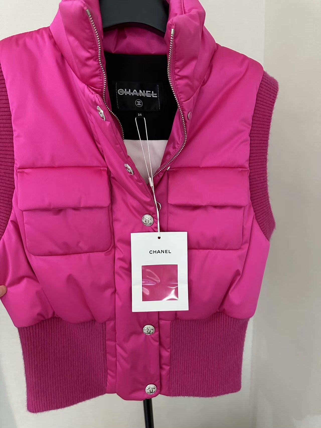 Chanel Chanel Women's Pink Puffer Vest Size XXS / US 00 / IT 34 - 1 Preview