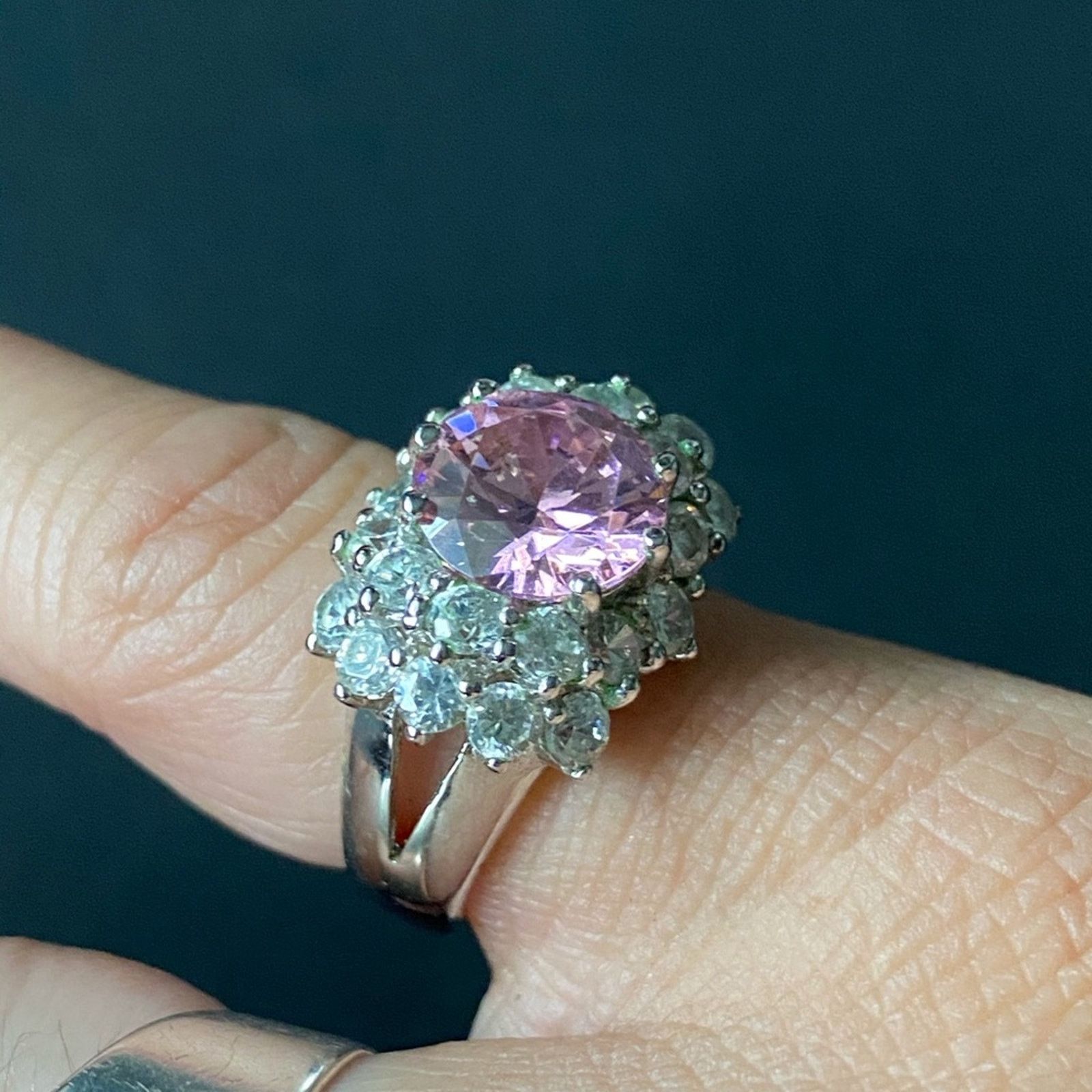 Vintage Costume Pink Rose Quartz And CZ Stone Ring Size ONE SIZE - 7 Thumbnail