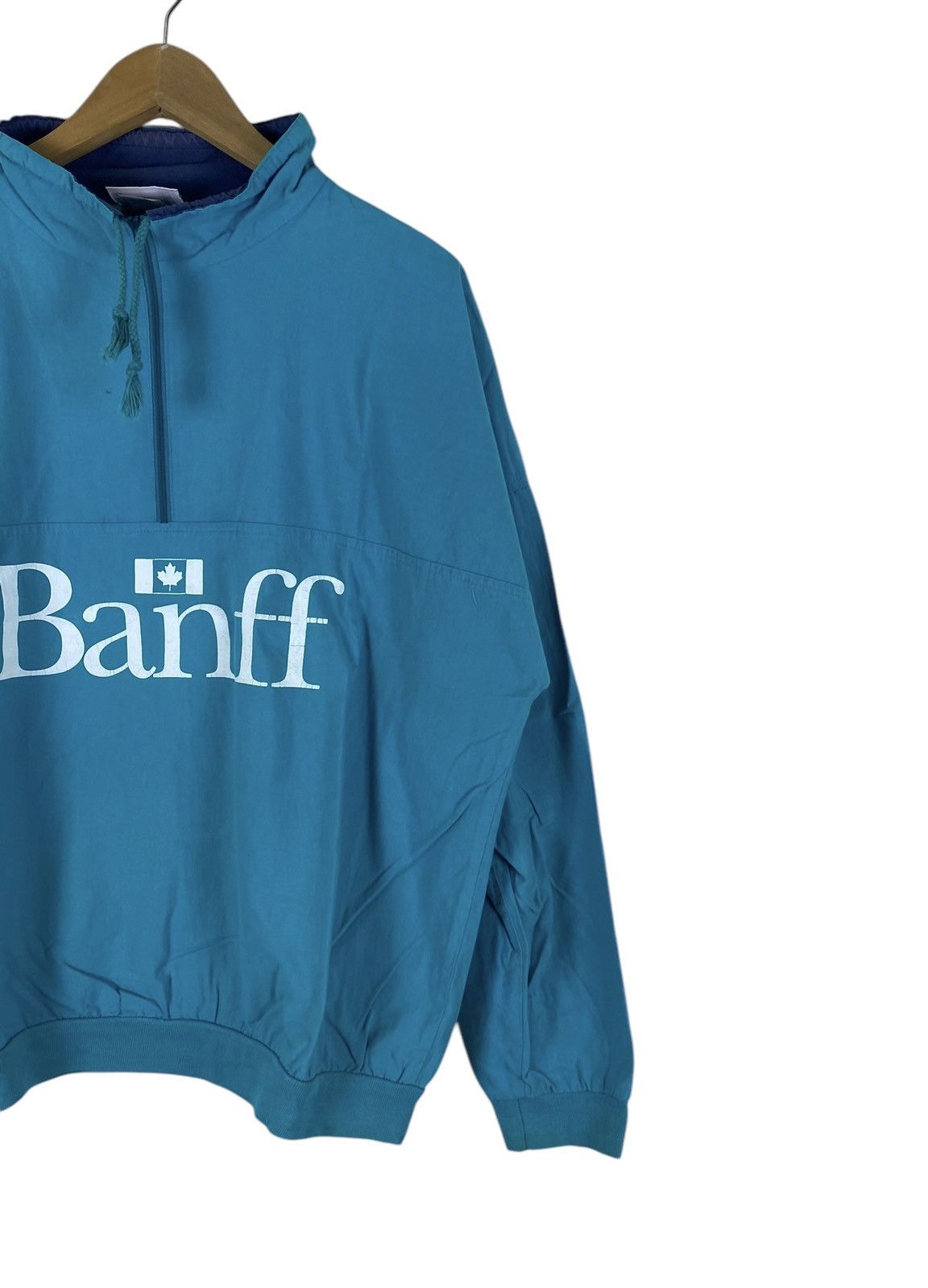 Vintage Vintage Canada Banff Anorak Style Sweatee Size US L / EU 52-54 / 3 - 3 Thumbnail