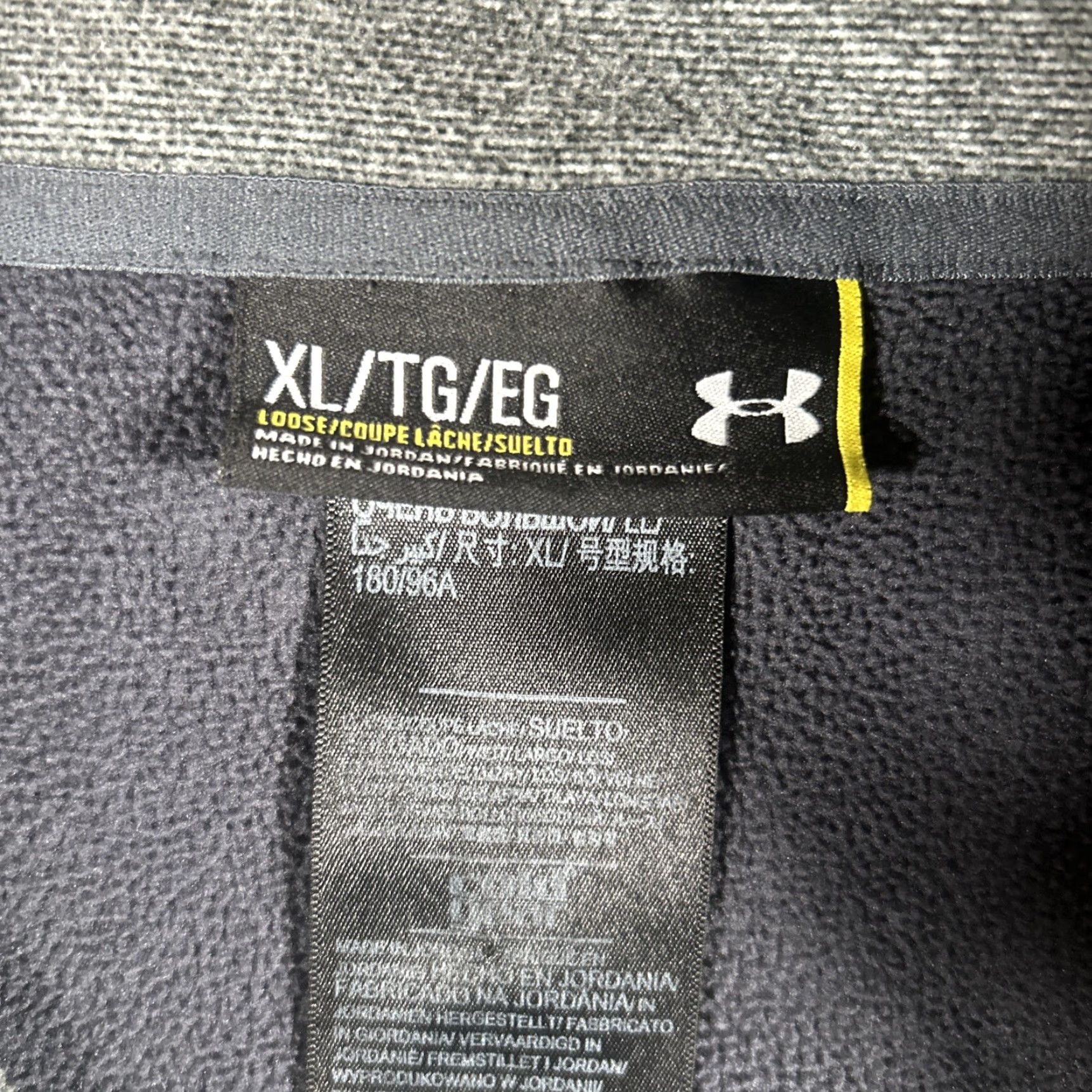 Under Armour Under Armour Wisconsin Badgers 1/4 Zip Pullover Mens XL Gray Coldgear Loose shirt Size US XL / EU 56 / 4 - 5 Thumbnail