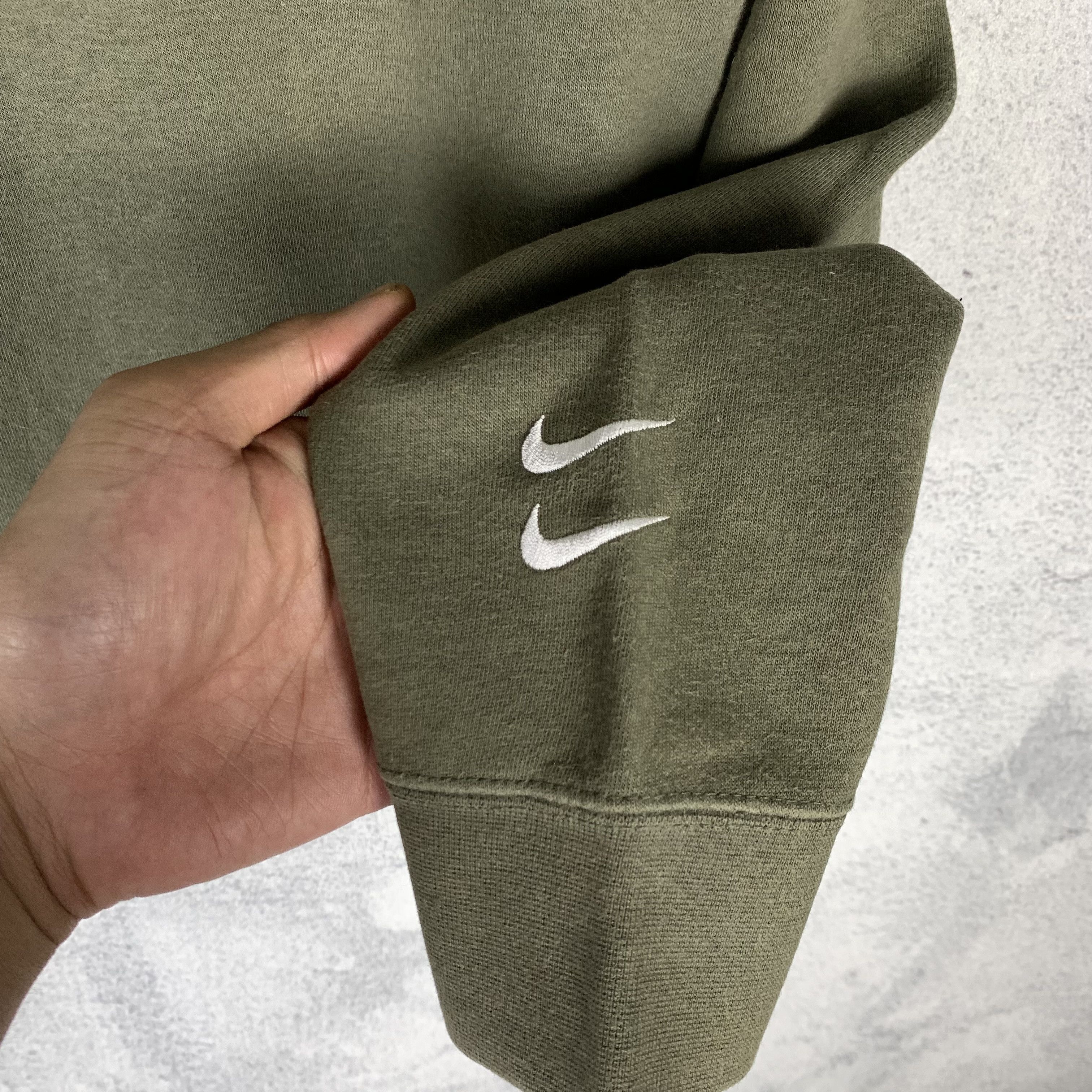 Nike Nike Swoosh Sweatshirt Crewneck Size US M / EU 48-50 / 2 - 4 Thumbnail