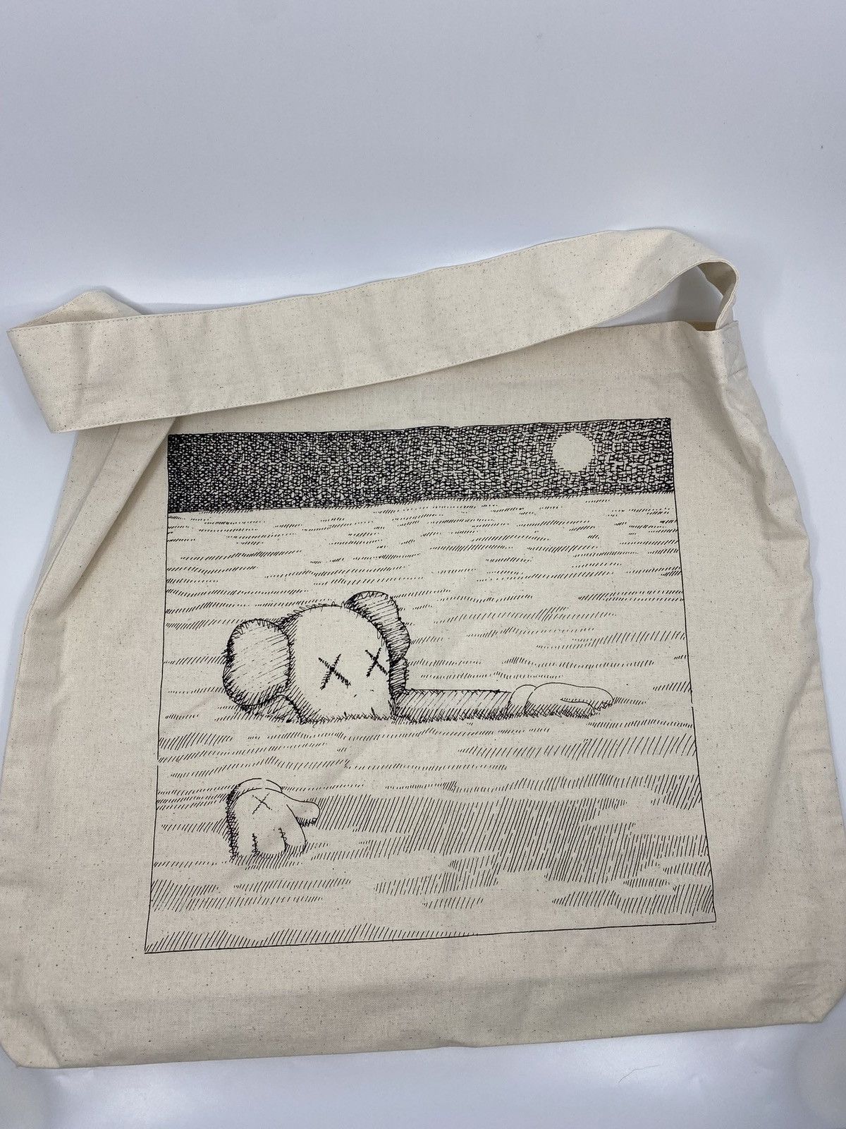 Kaws × Uniqlo Uniqlo Kaws Tote Bag Size ONE SIZE - 1 Thumbnail