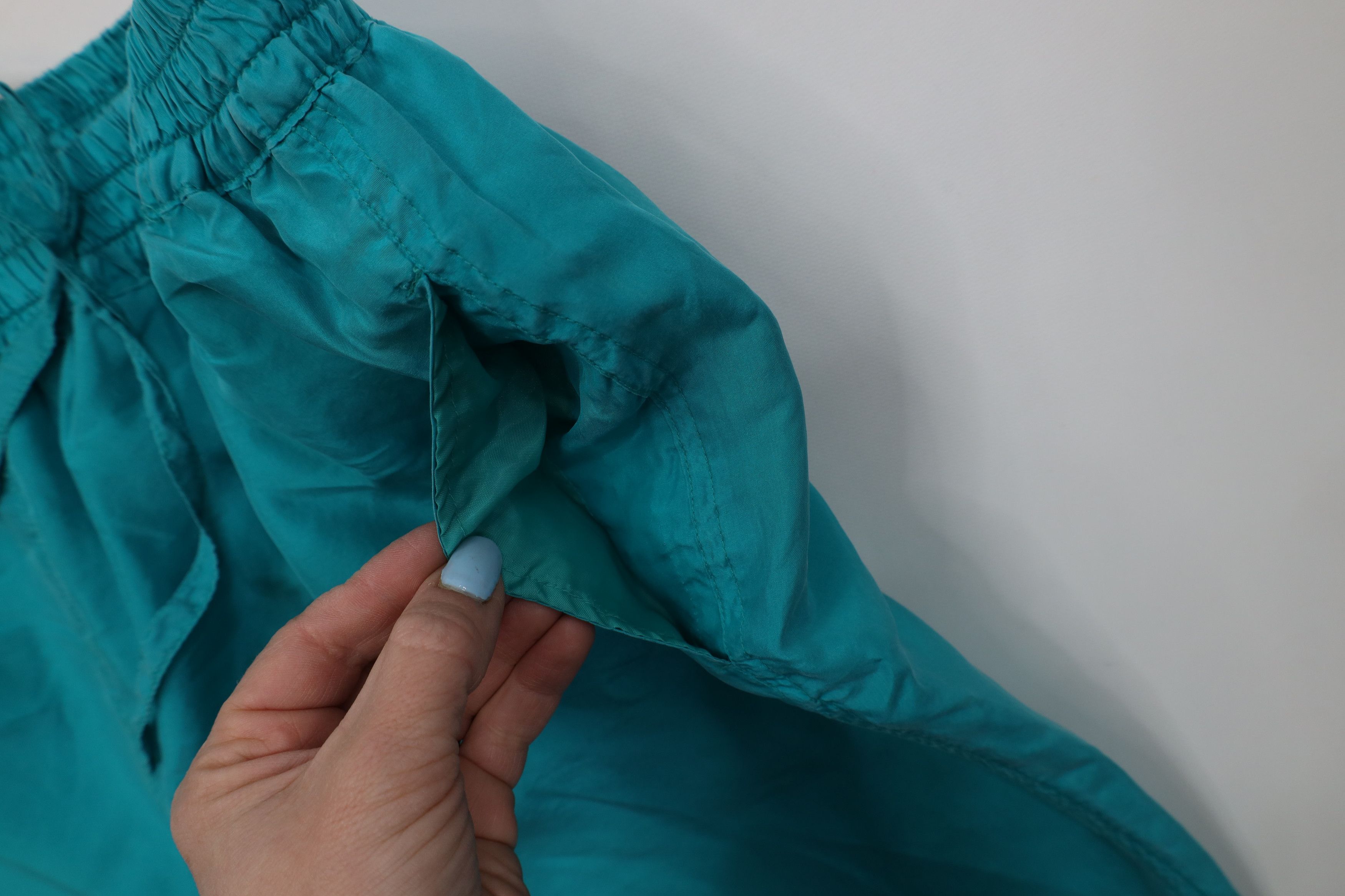 Vintage Vintage 90s Streetwear Blank Silk Pants Sweatpants Teal Size 28" / US 6 / IT 42 - 7 Thumbnail