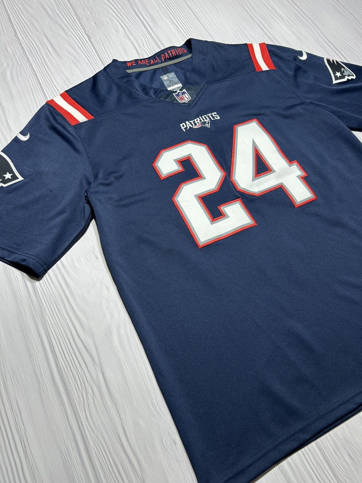 NFL # 24 GILMORE Nike NFL Patriots Jersey T-Shirt Size XL Size US XL / EU 56 / 4 - 4 Thumbnail