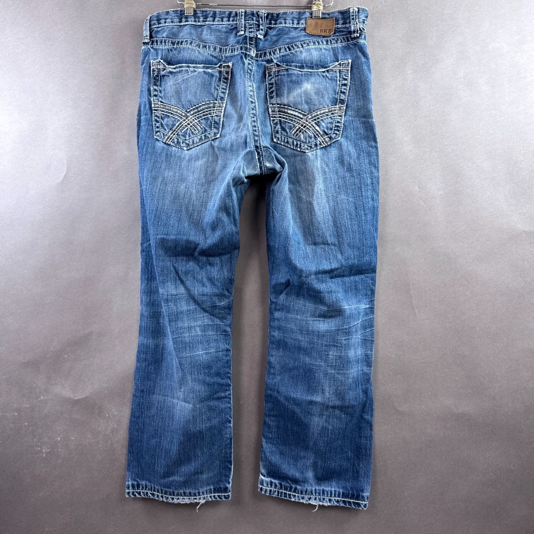 Vintage VINTAGE Buckle BKE Jeans Men 34x28 Blue Tyler Denim Pant Faded Straight Washout Repaired Size US 34 / EU 50 - 3 Thumbnail