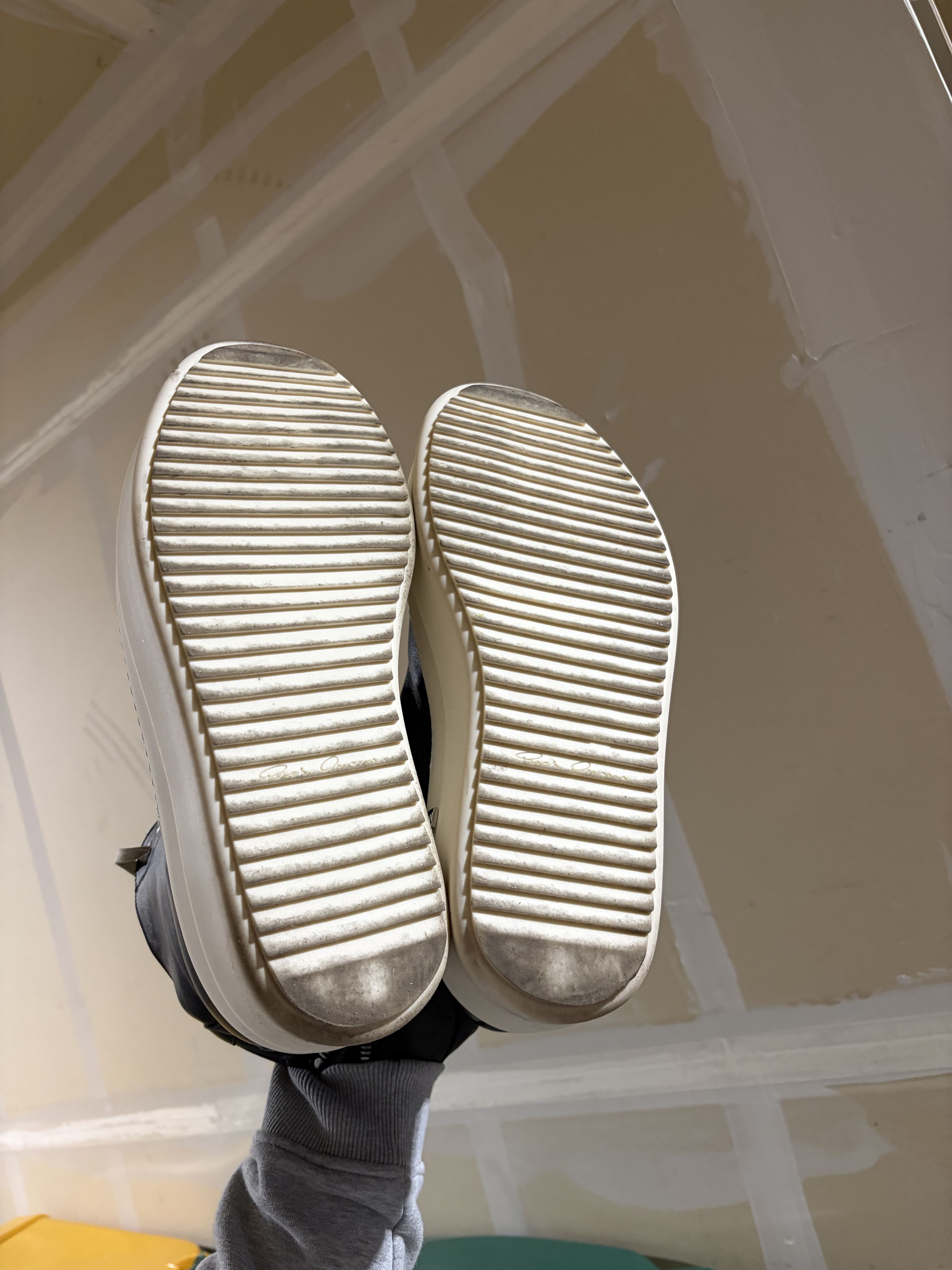 Rick Owens Rick Owens Ramones Megabumper (Hollywood) Size US 14 / EU 47 - 2 Thumbnail