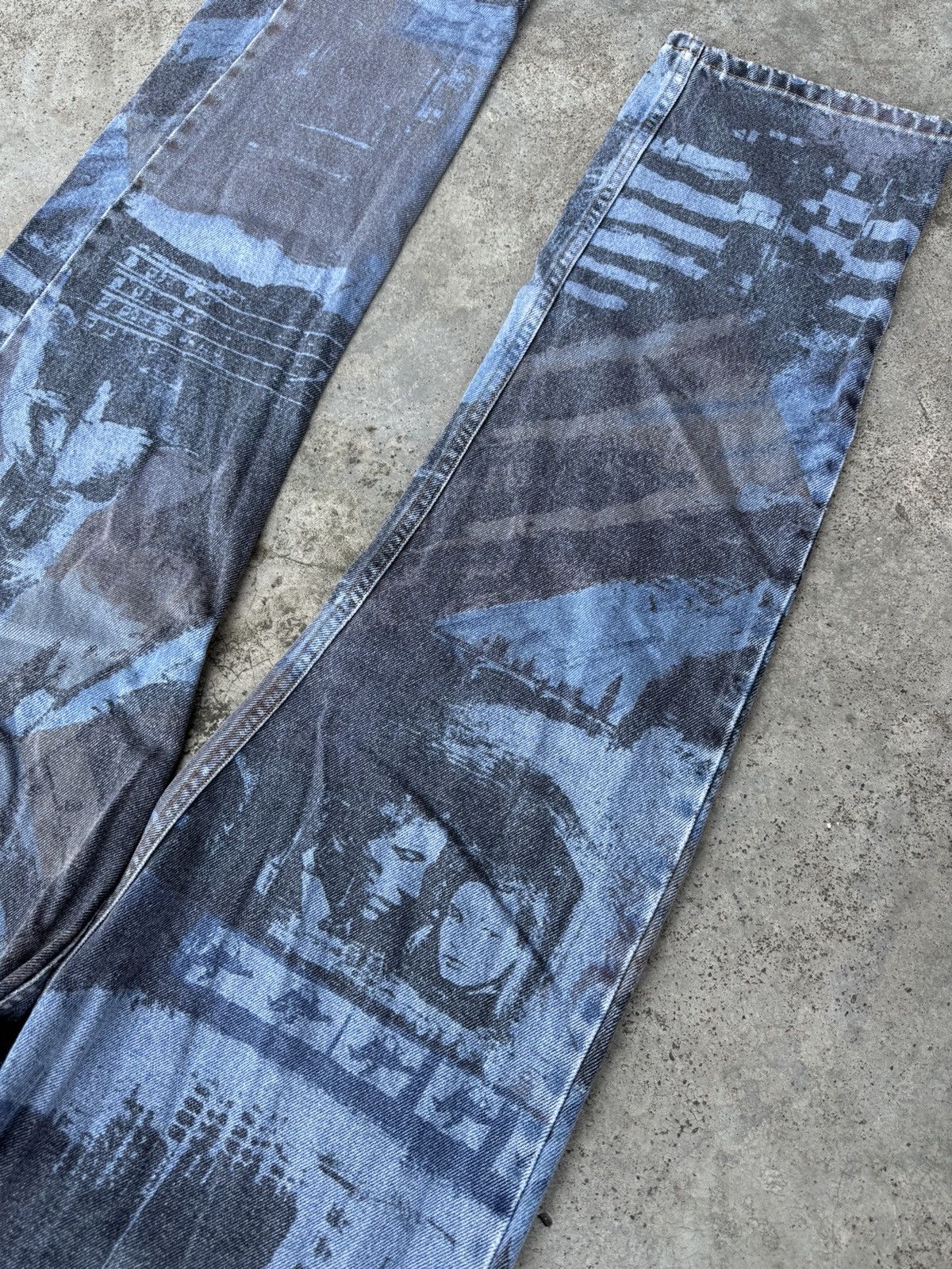 Katharine Hamnett London RARE Design🔥Vintage Katharine Hammett printed denim jeans Size US 31 - 9 Thumbnail