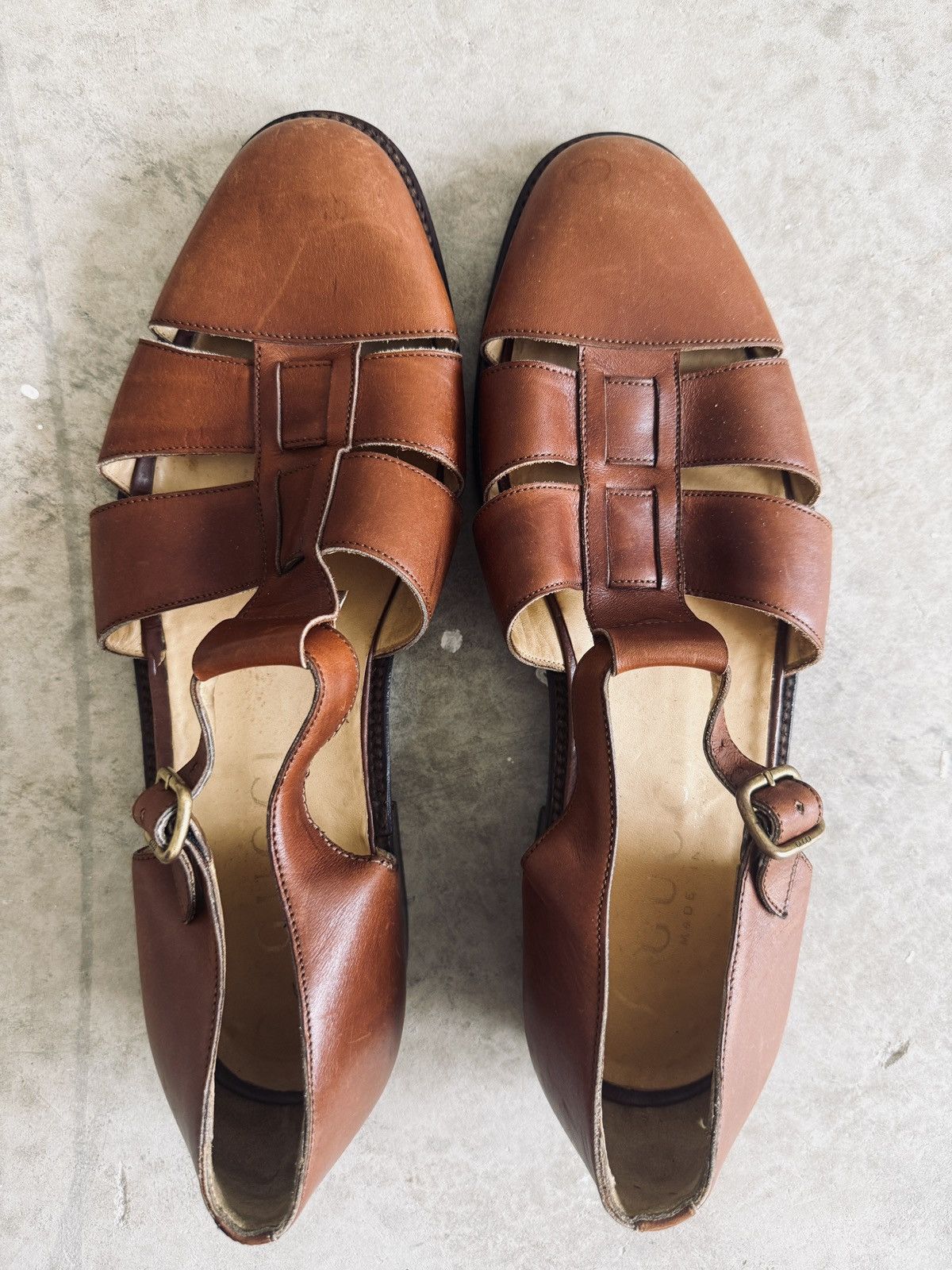 Gucci Gucci Fisherman Leather Sandals Size US 10.5 / EU 43-44 - 1 Thumbnail
