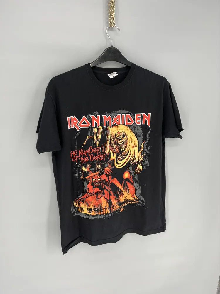 Band Tees Vintage Y2K Iron Maiden Face Horror Tee Band Rock T Shirt Size US L / EU 52-54 / 3 - 2 Thumbnail