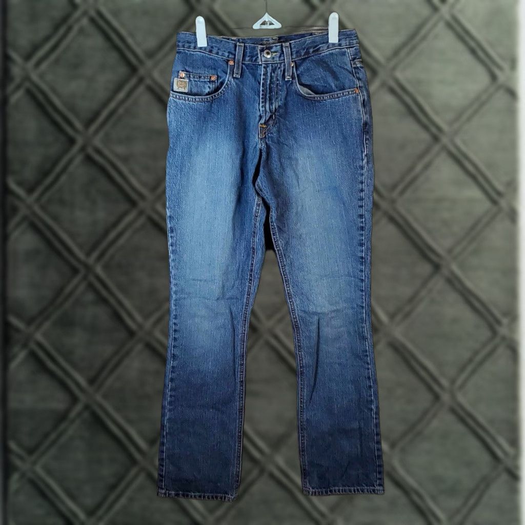 MadeWorn VINTAGE Cinch Jeans 28 X 32.5 Western Work Wear Cowboy Blue Fade Worn Mens Jeans Straight 28 Blue Cowboy Size US 28 / EU 44 - 1 Thumbnail